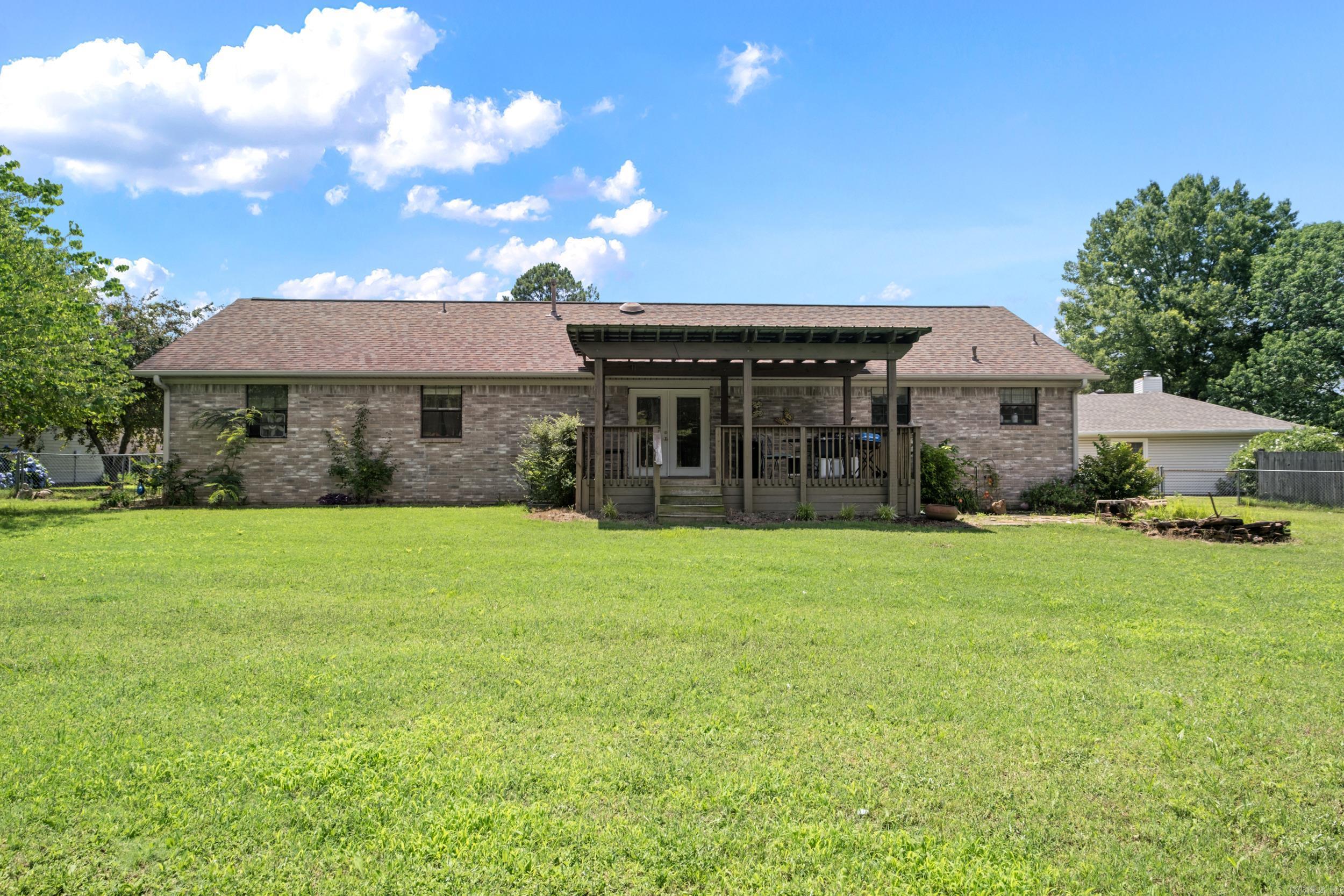 16  Clinton Ct.  Cabot, AR