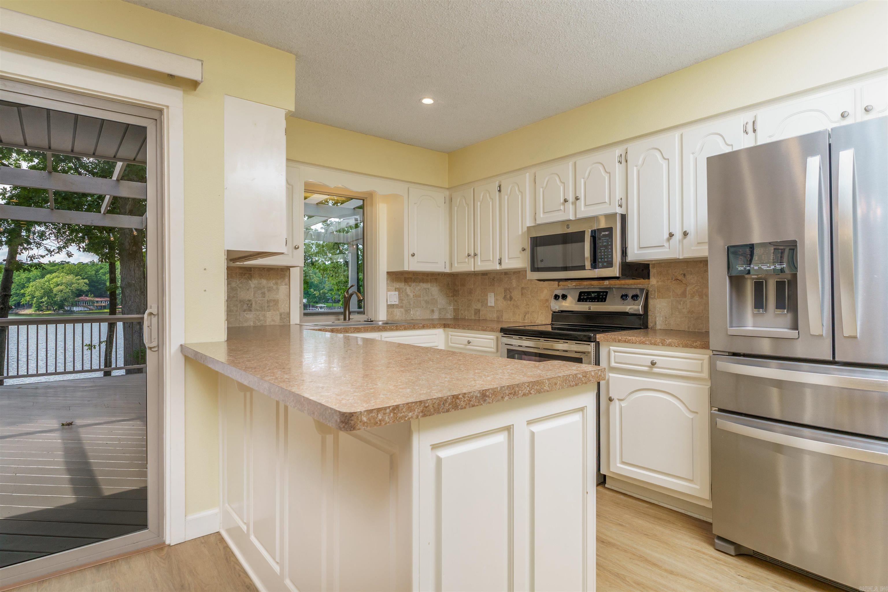 32  Calanas  Hot Springs Village, AR