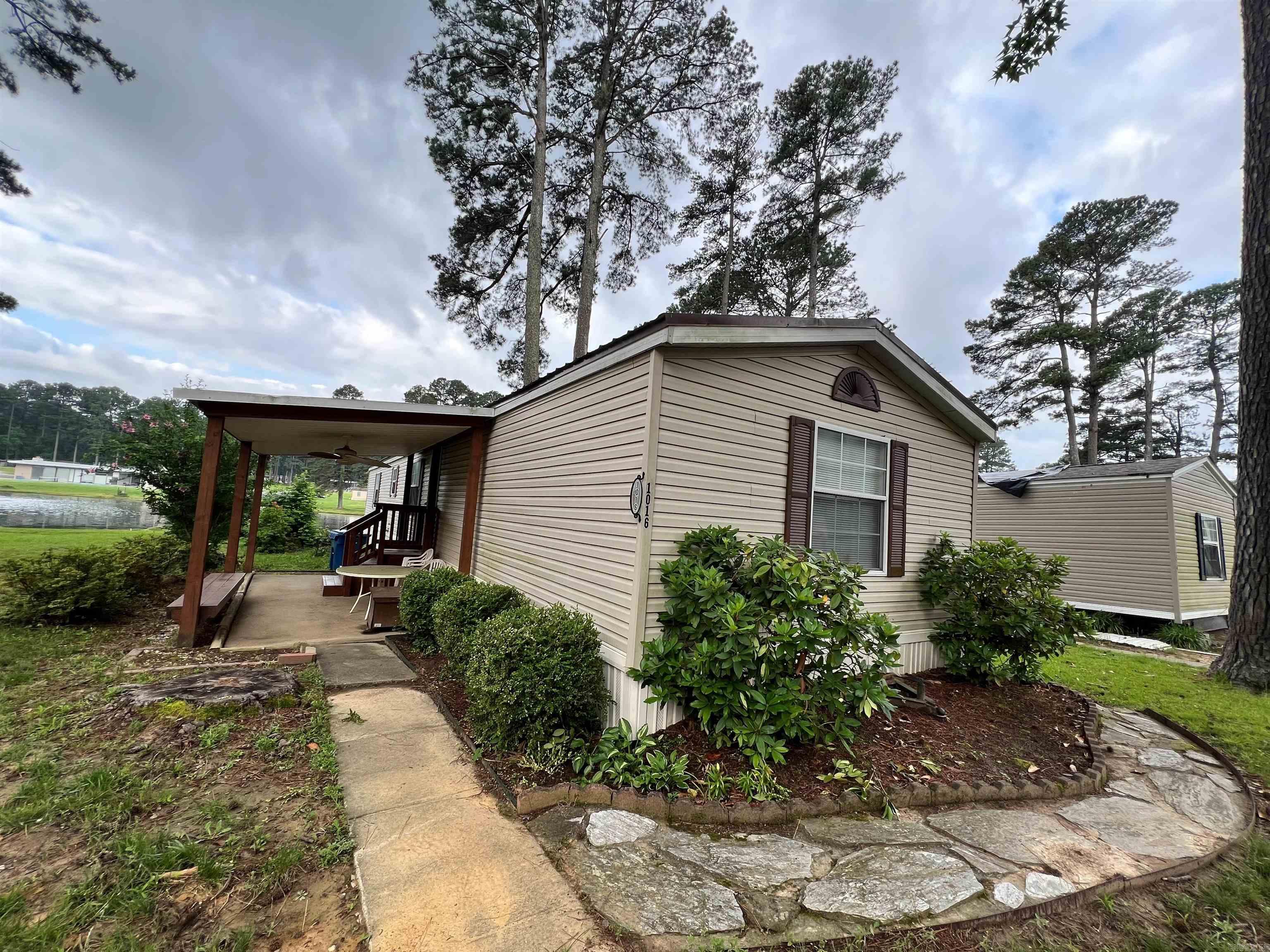 1016  Arrowhead  Bryant, AR