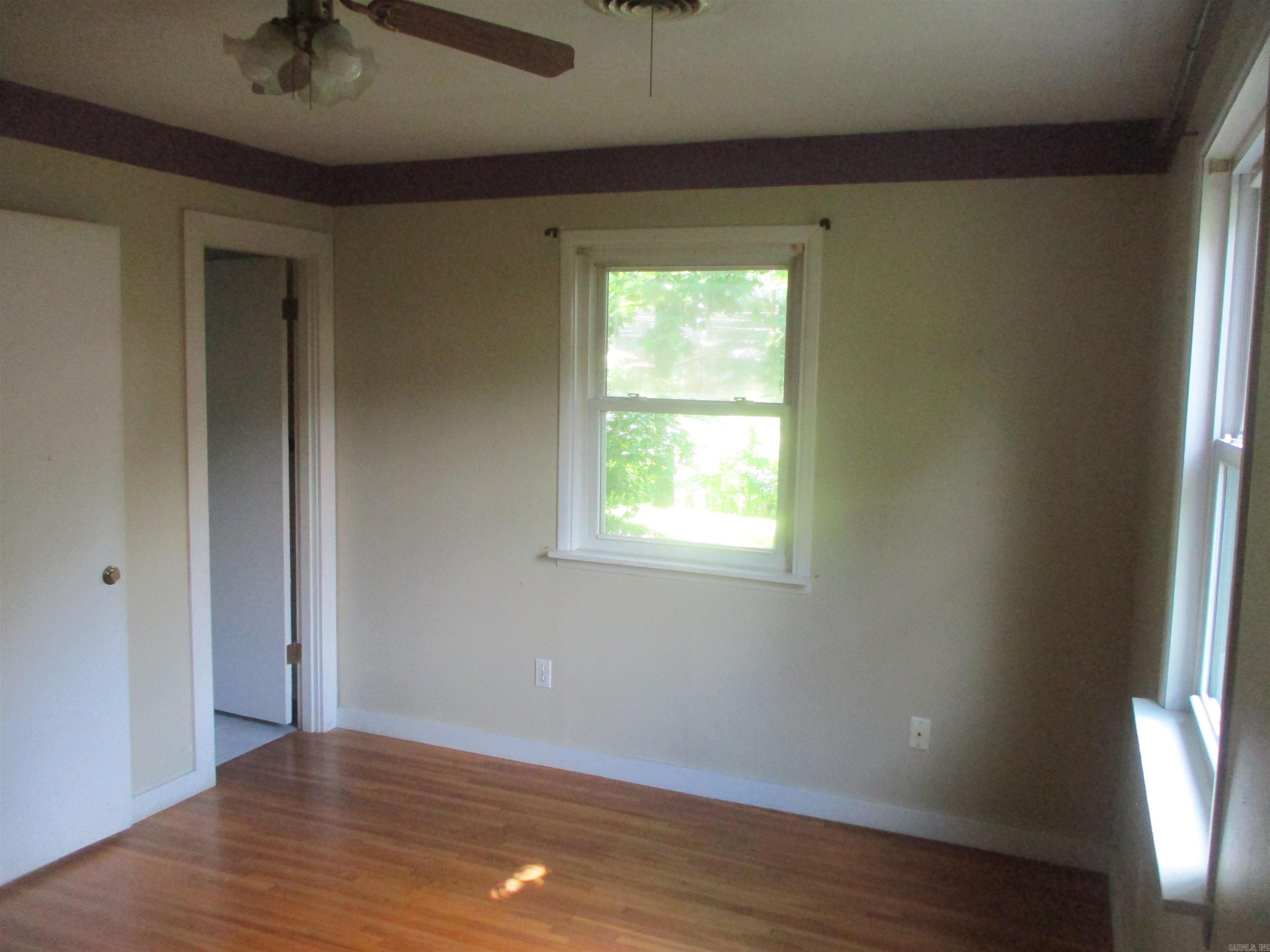 905  Merritt  Searcy, AR
