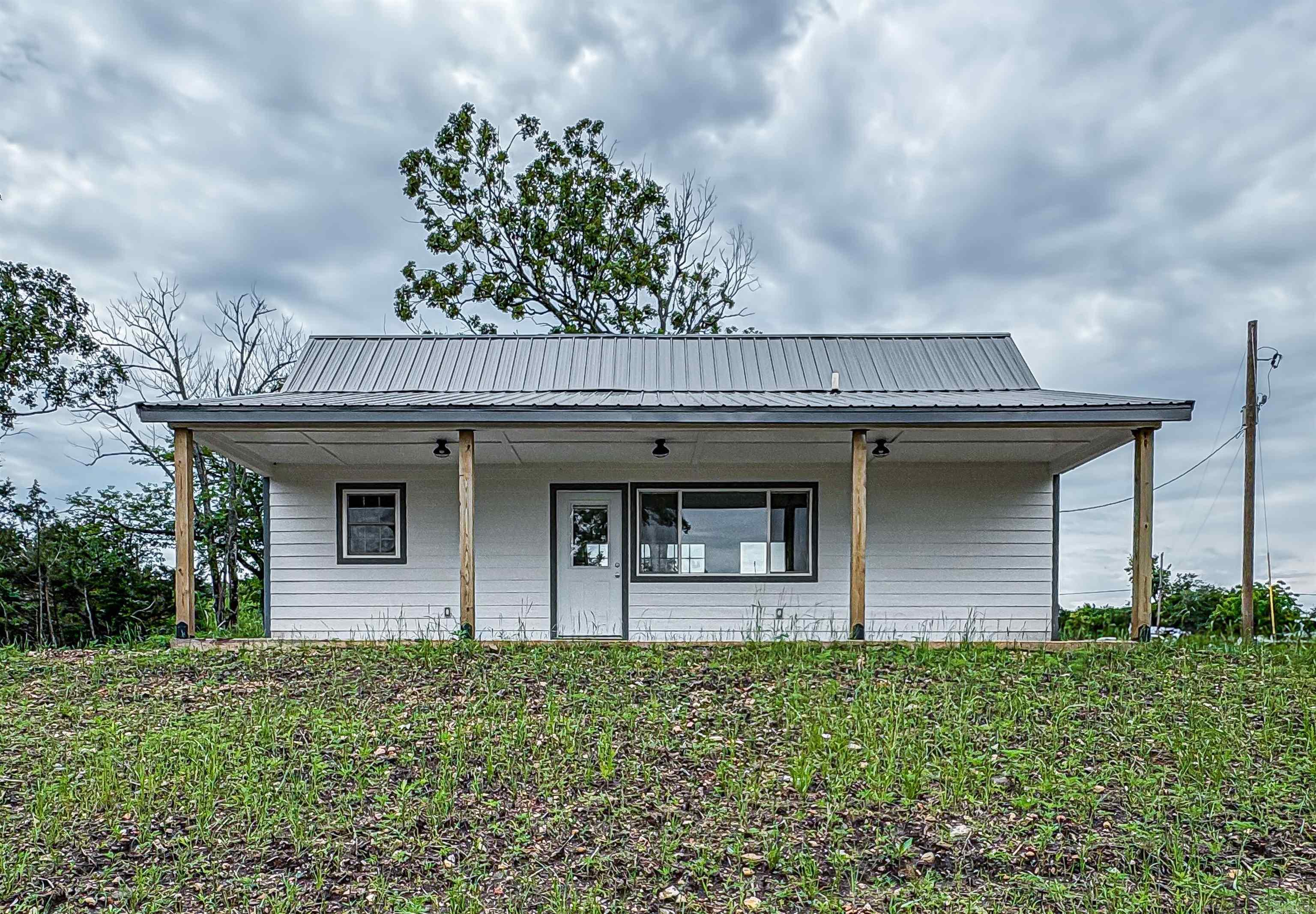 5  MC 2028  Yellville, AR