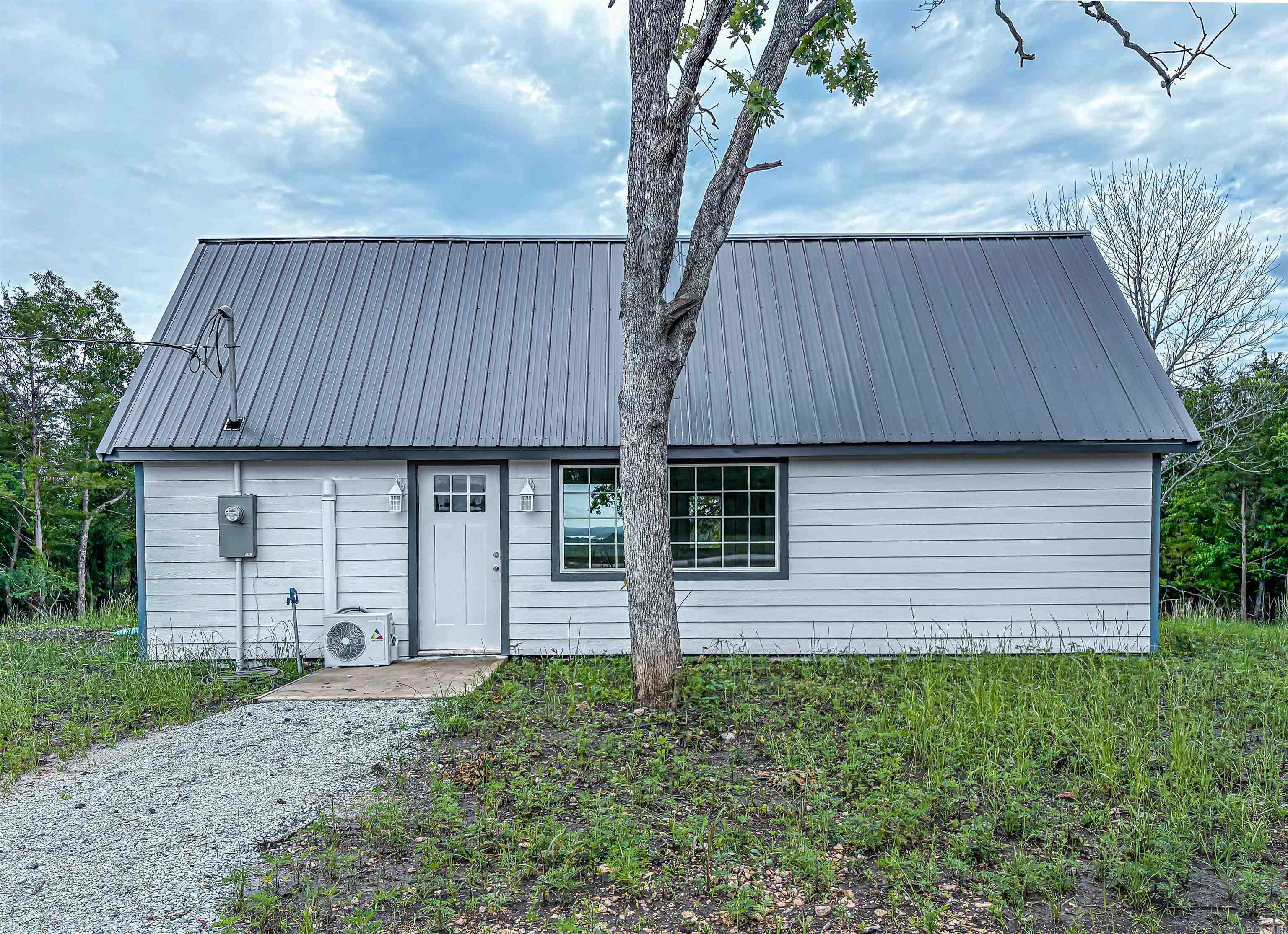 5  MC 2028  Yellville, AR