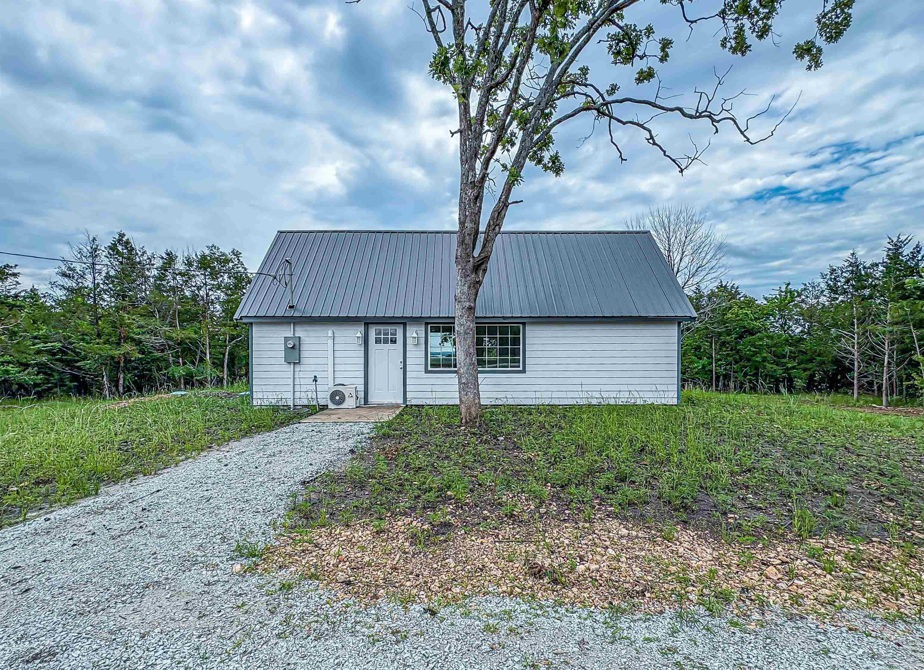 5  MC 2028  Yellville, AR