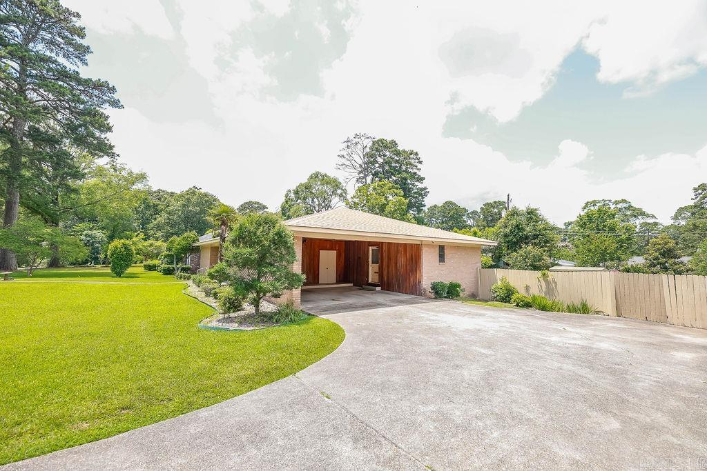 1706 W Block St  El Dorado, AR