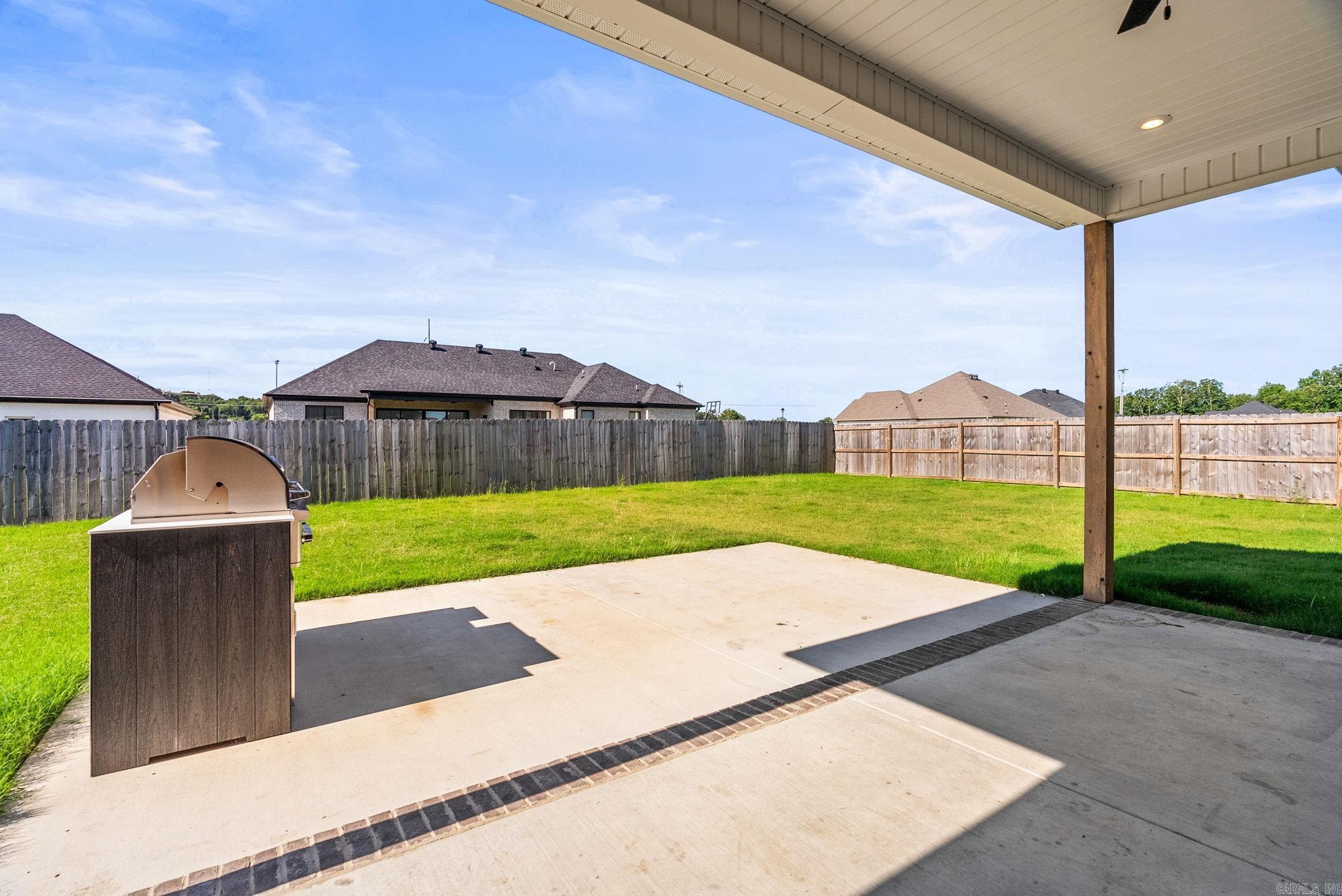 2333  Pleasant Cove  Conway, AR
