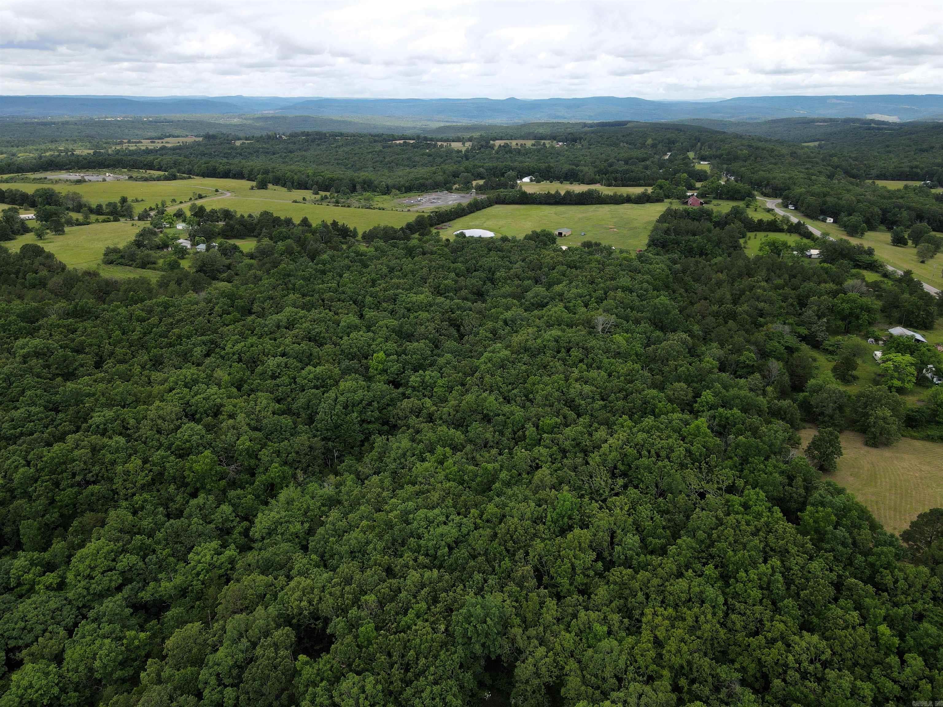 000  Merryman  Clinton, AR