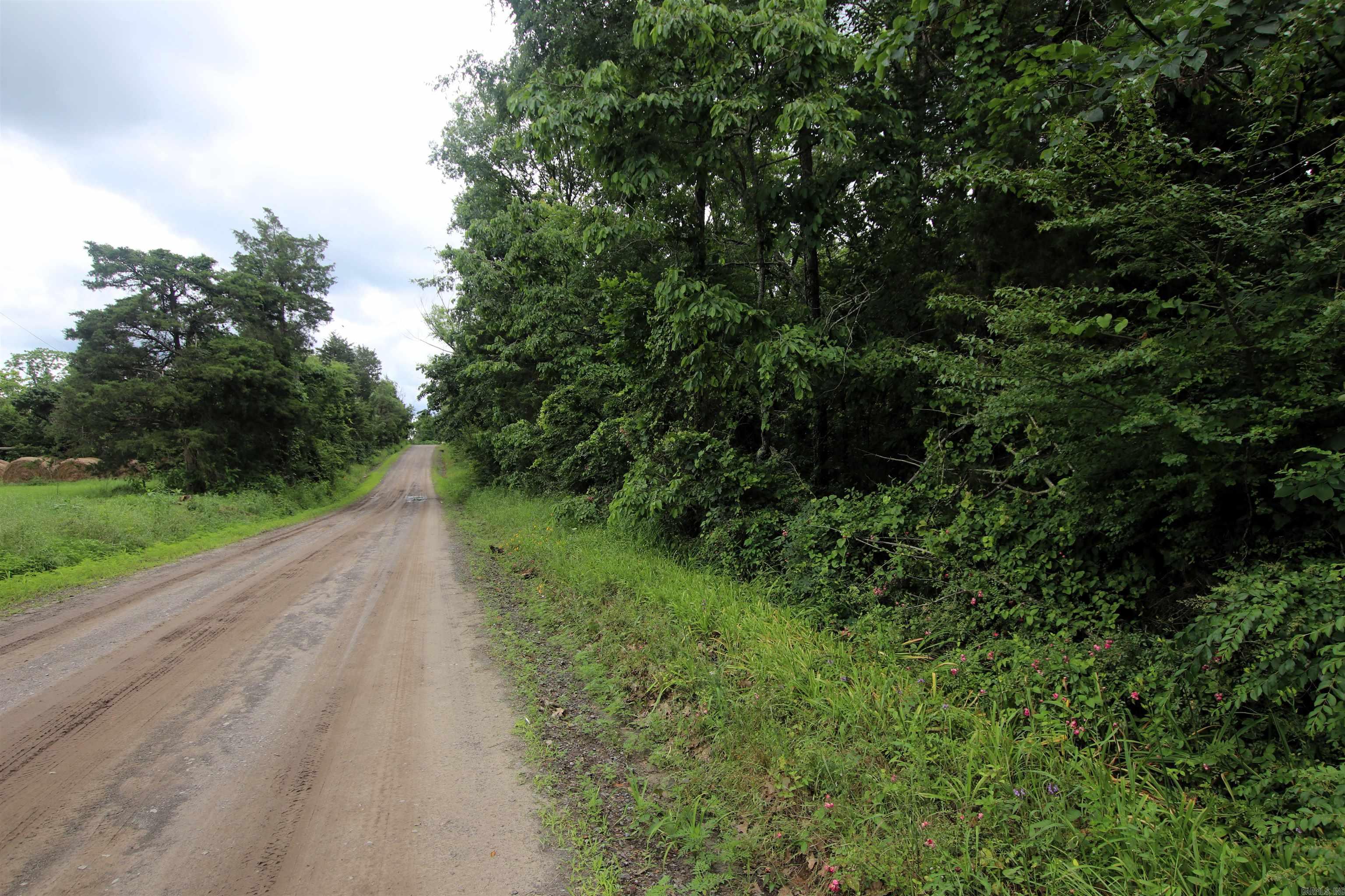 000  Merryman  Clinton, AR