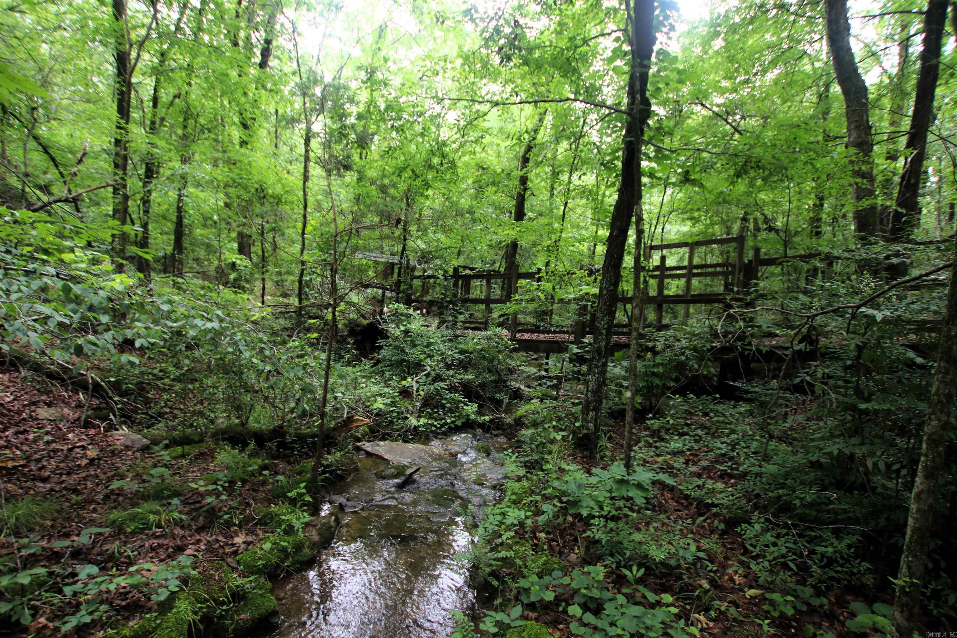 000  Merryman  Clinton, AR