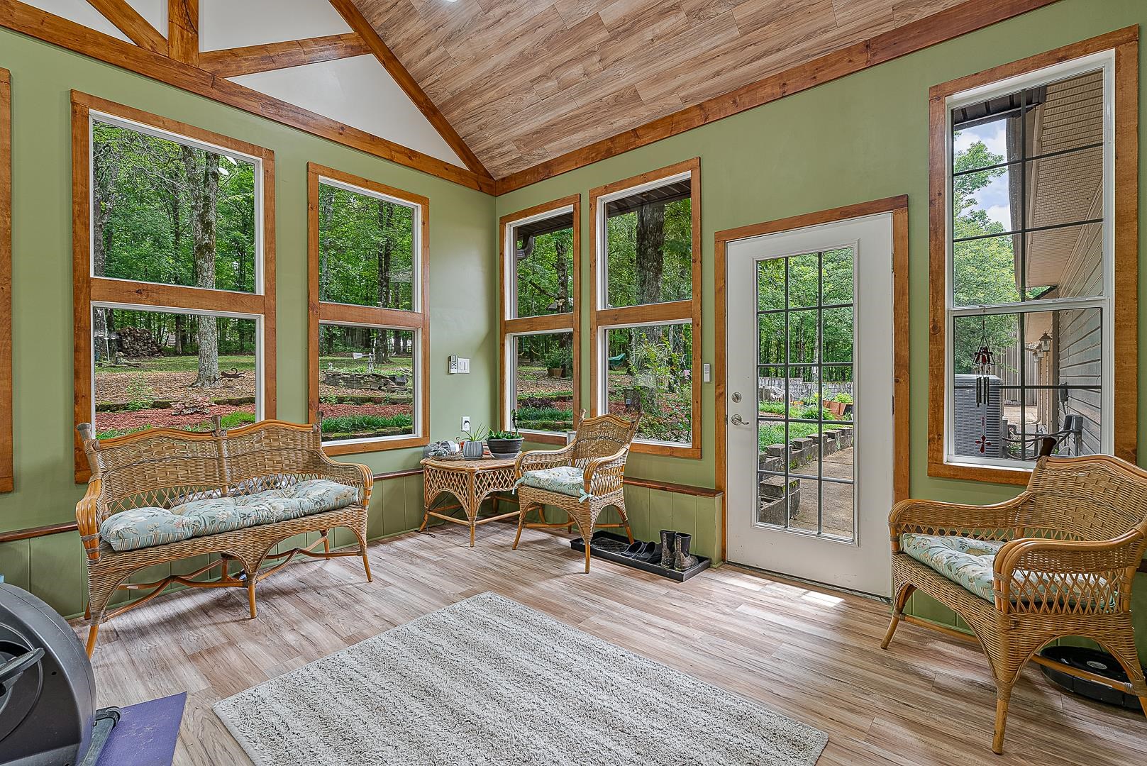 13064  Old Military Lane  Harrisburg, AR
