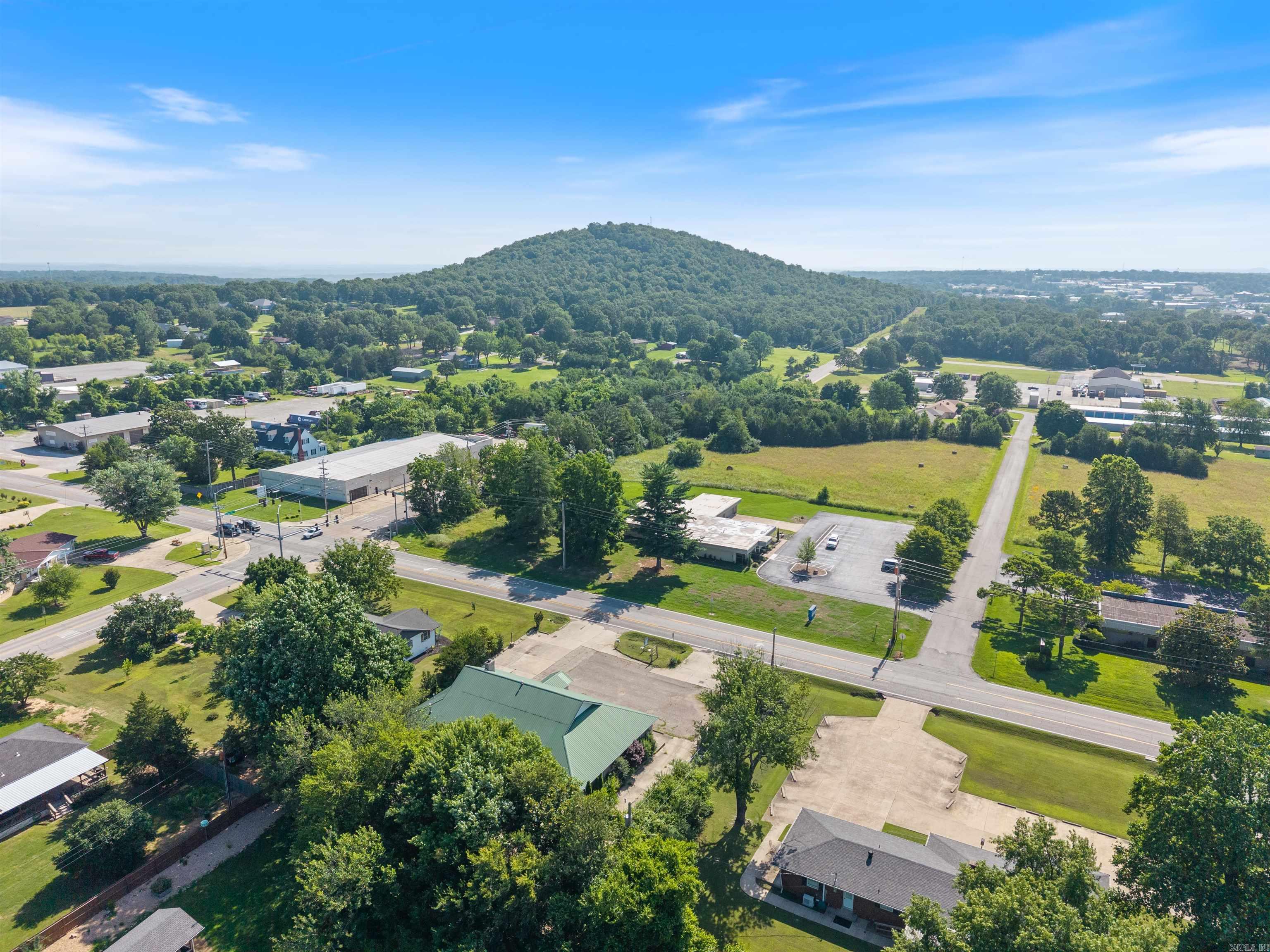 1200 Hwy 201  Mountain Home, AR