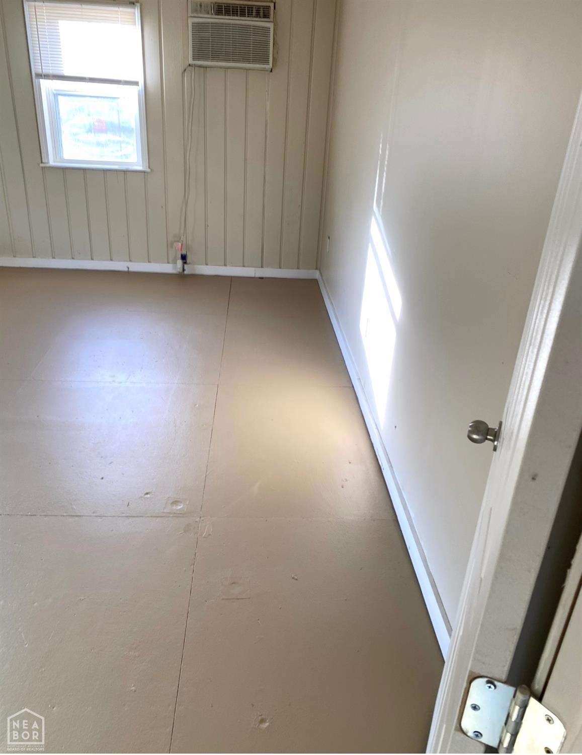 2184  US 63  Hardy, AR