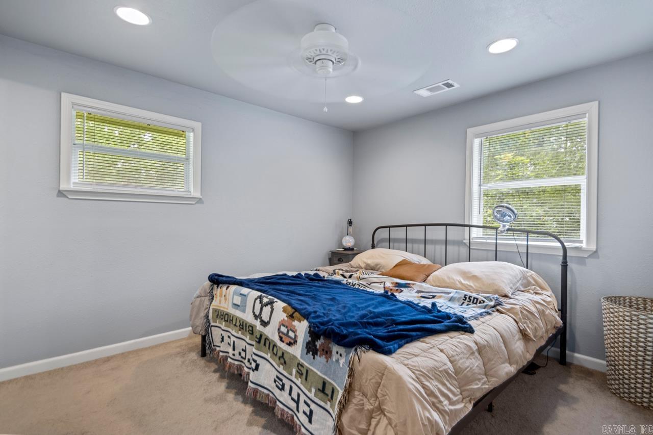 2302 E Meadowbrook  Bryant, AR