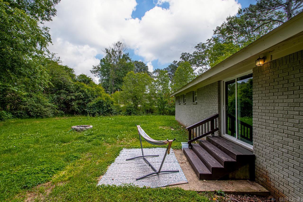 2302 E Meadowbrook  Bryant, AR