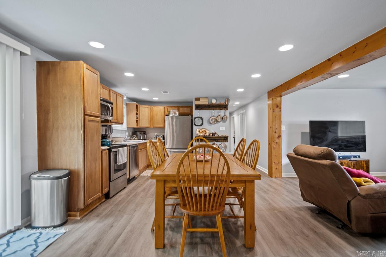 2302 E Meadowbrook  Bryant, AR
