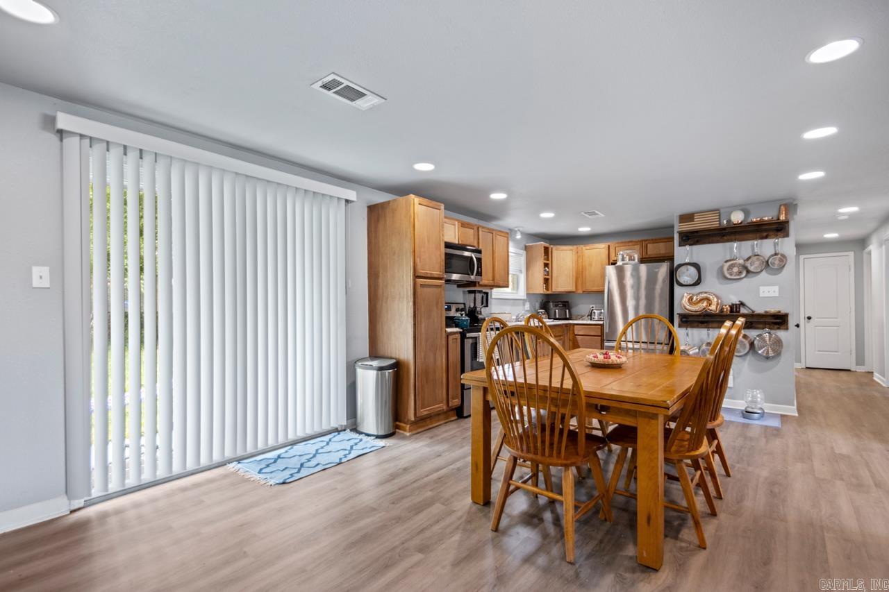 2302 E Meadowbrook  Bryant, AR