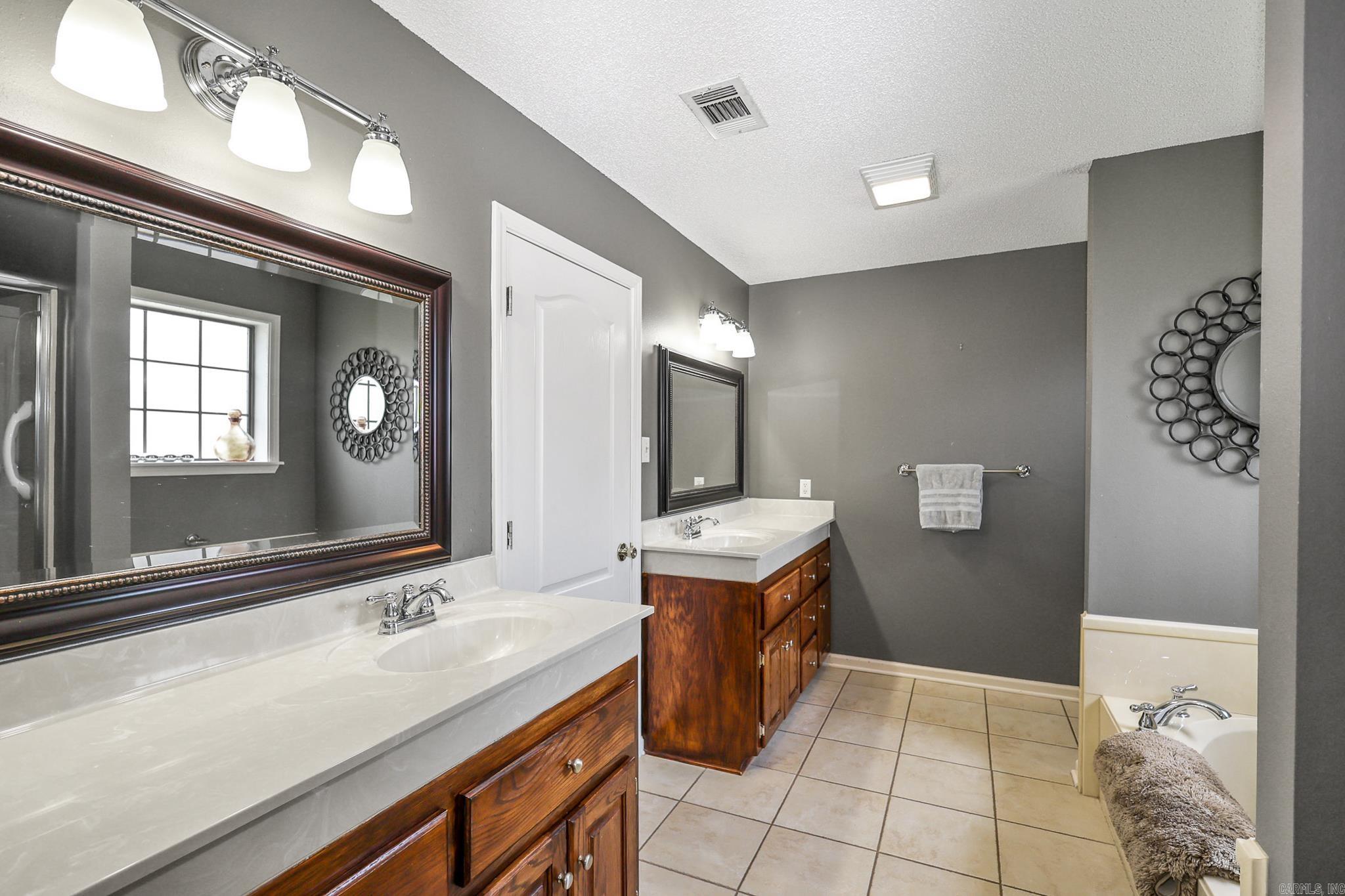 113  DEER VIEW  Hot Springs, AR