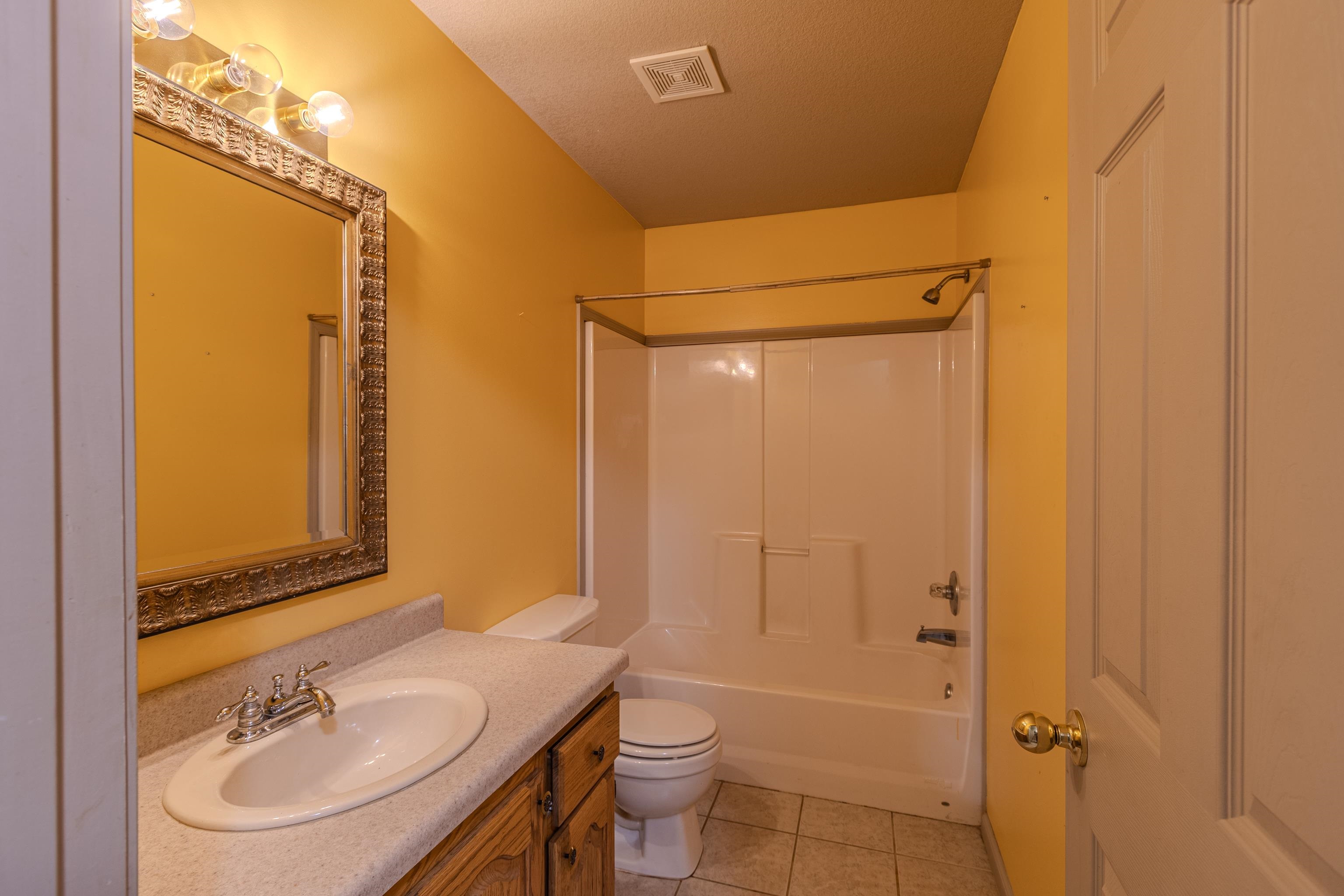 5504 S 27th  Paragould, AR