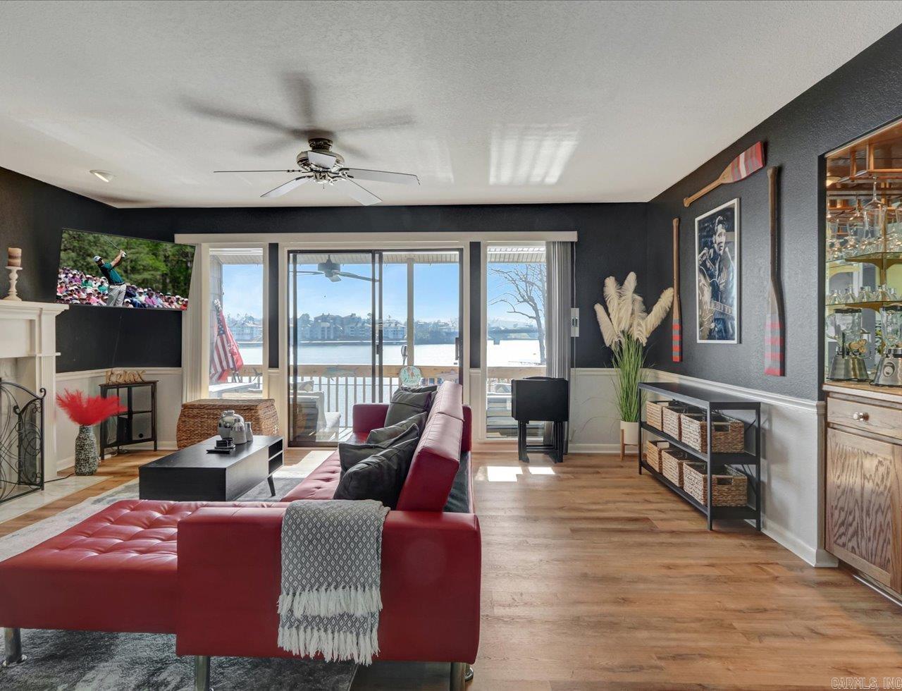 250  Grand Isle Dr 1A  Hot Springs, AR