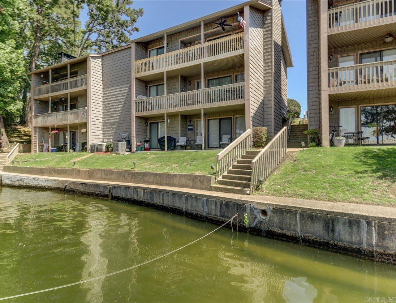 250  Grand Isle Dr 1A  Hot Springs, AR