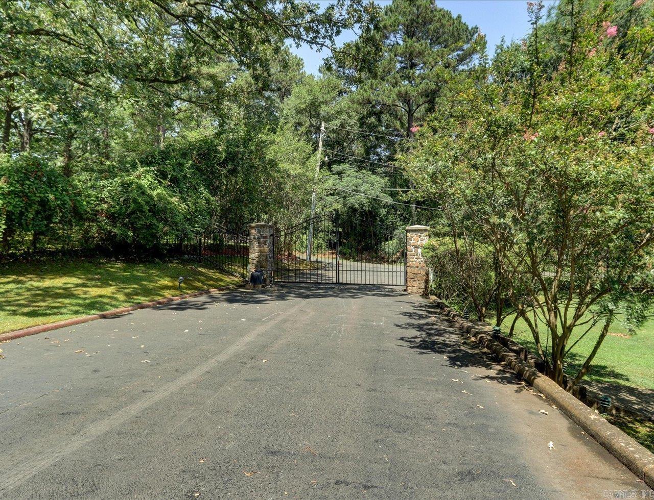 250  Grand Isle Dr 1A  Hot Springs, AR