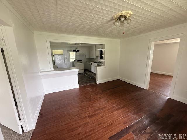 217 NW 3rd  England, AR