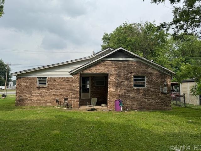 217 NW 3rd  England, AR