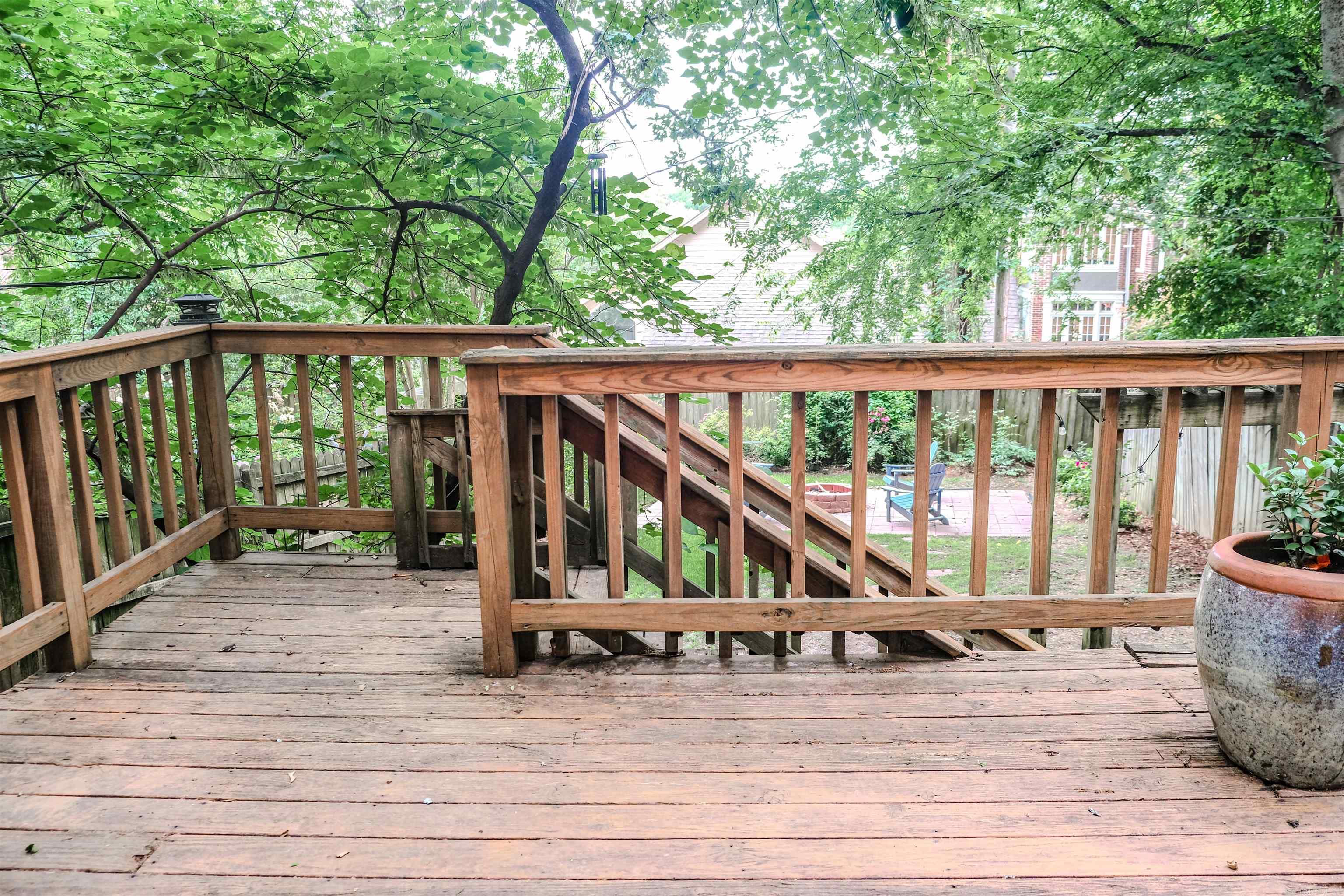 320  Linwood  Little Rock, AR