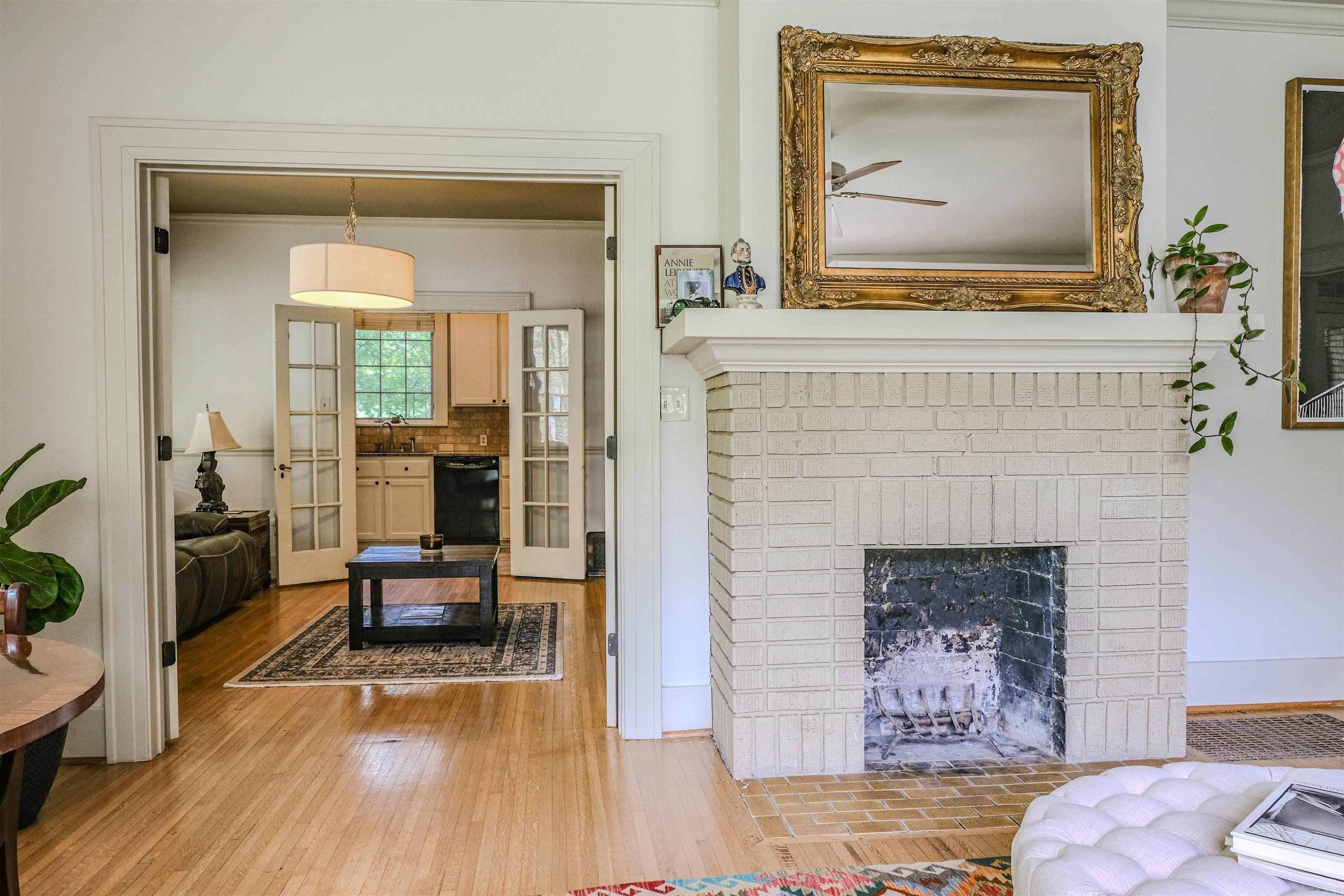 320  Linwood  Little Rock, AR