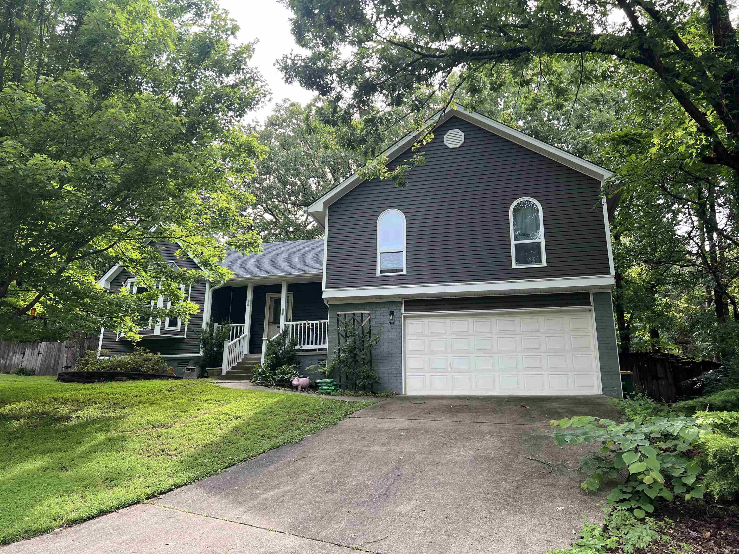 35  Burkwood Drive  Little Rock, AR