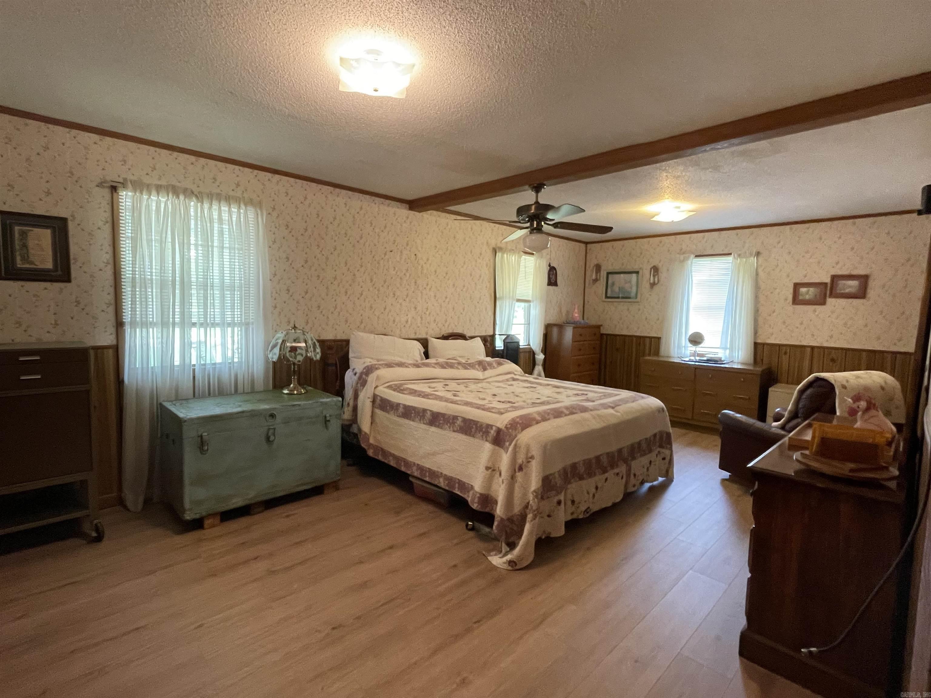 5470 S Highway 5  Mountain View, AR
