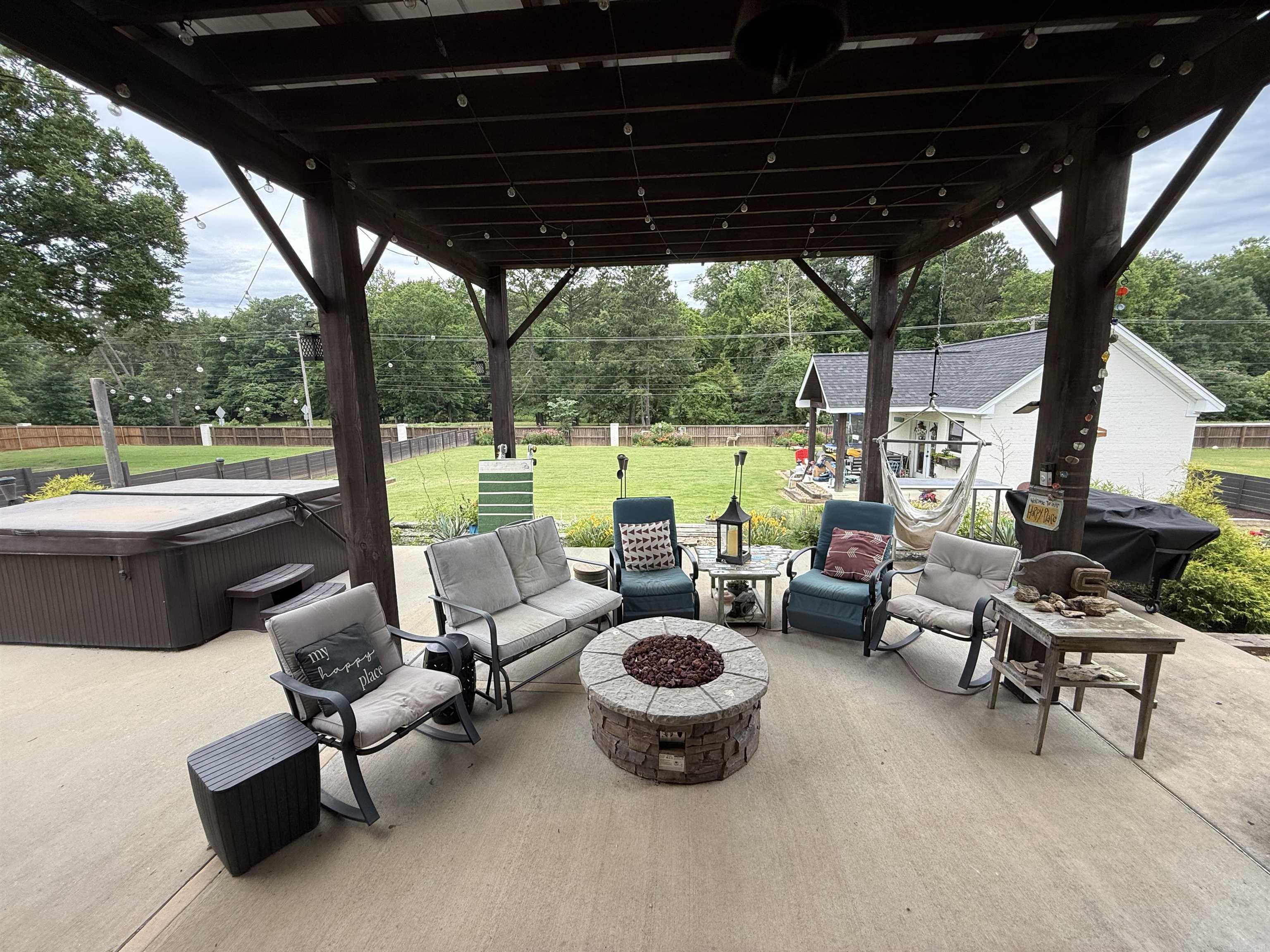 873  Belle Grove Loop  Benton, AR