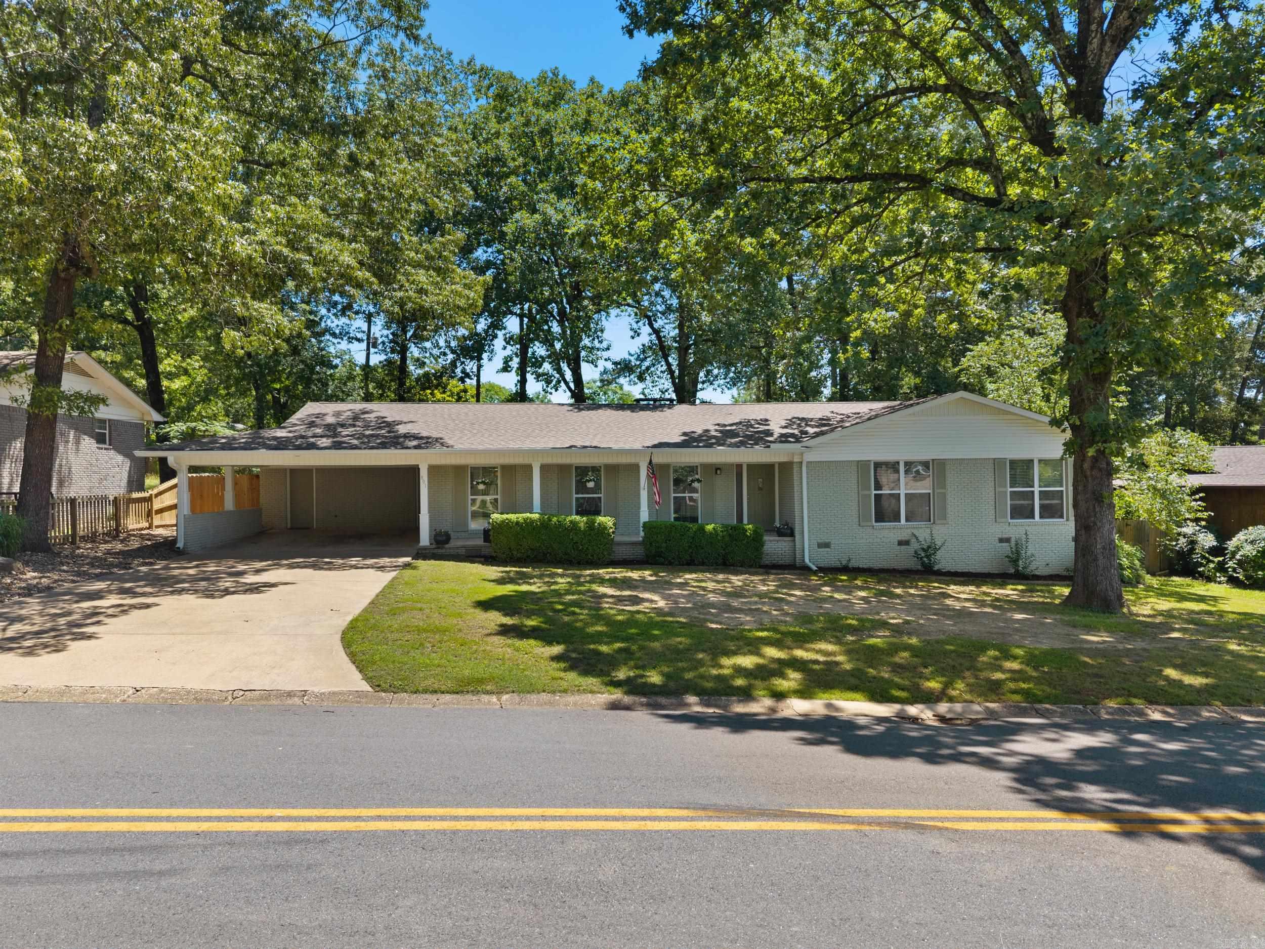 801  Pinewood Drive  Benton, AR