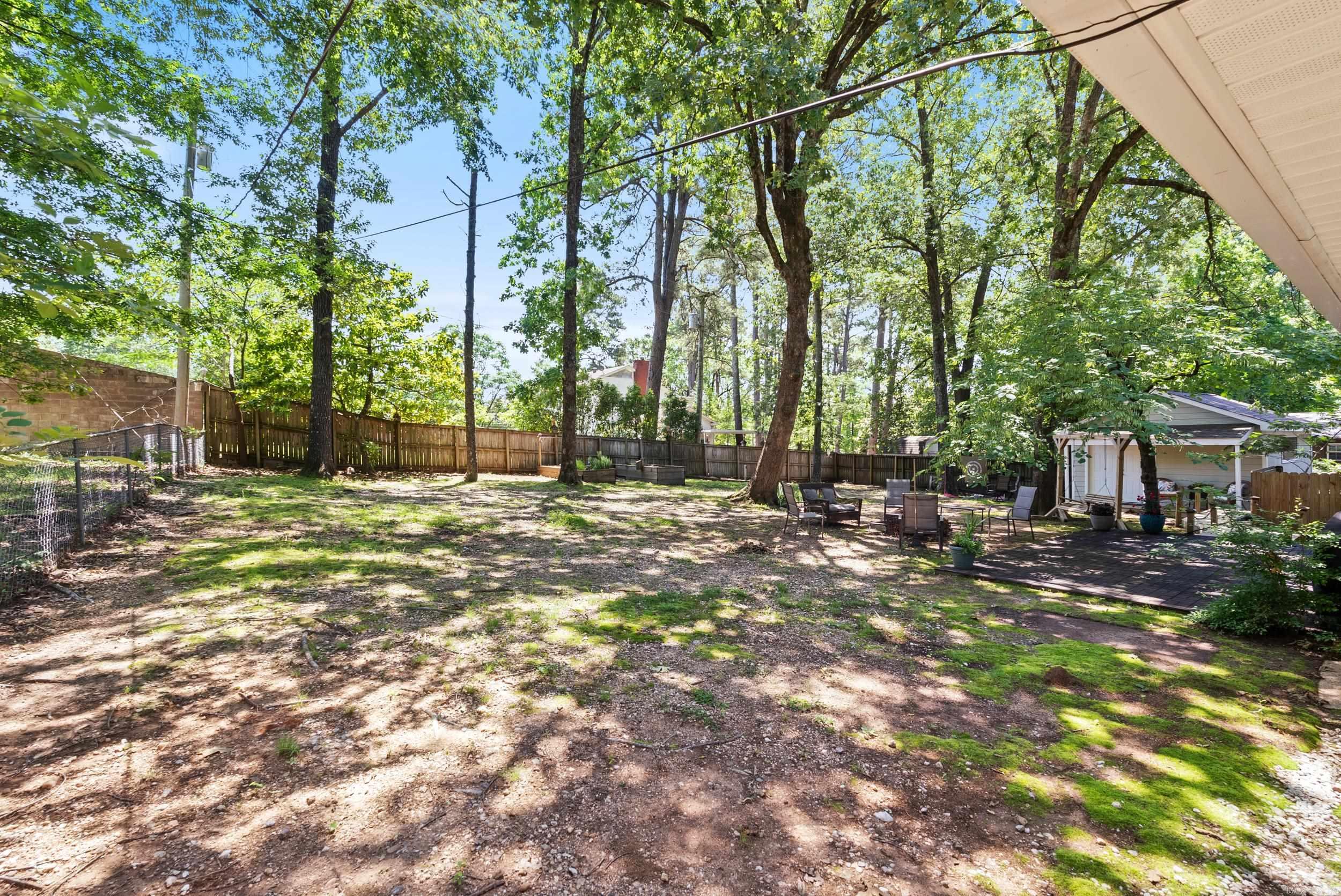 801  Pinewood Drive  Benton, AR