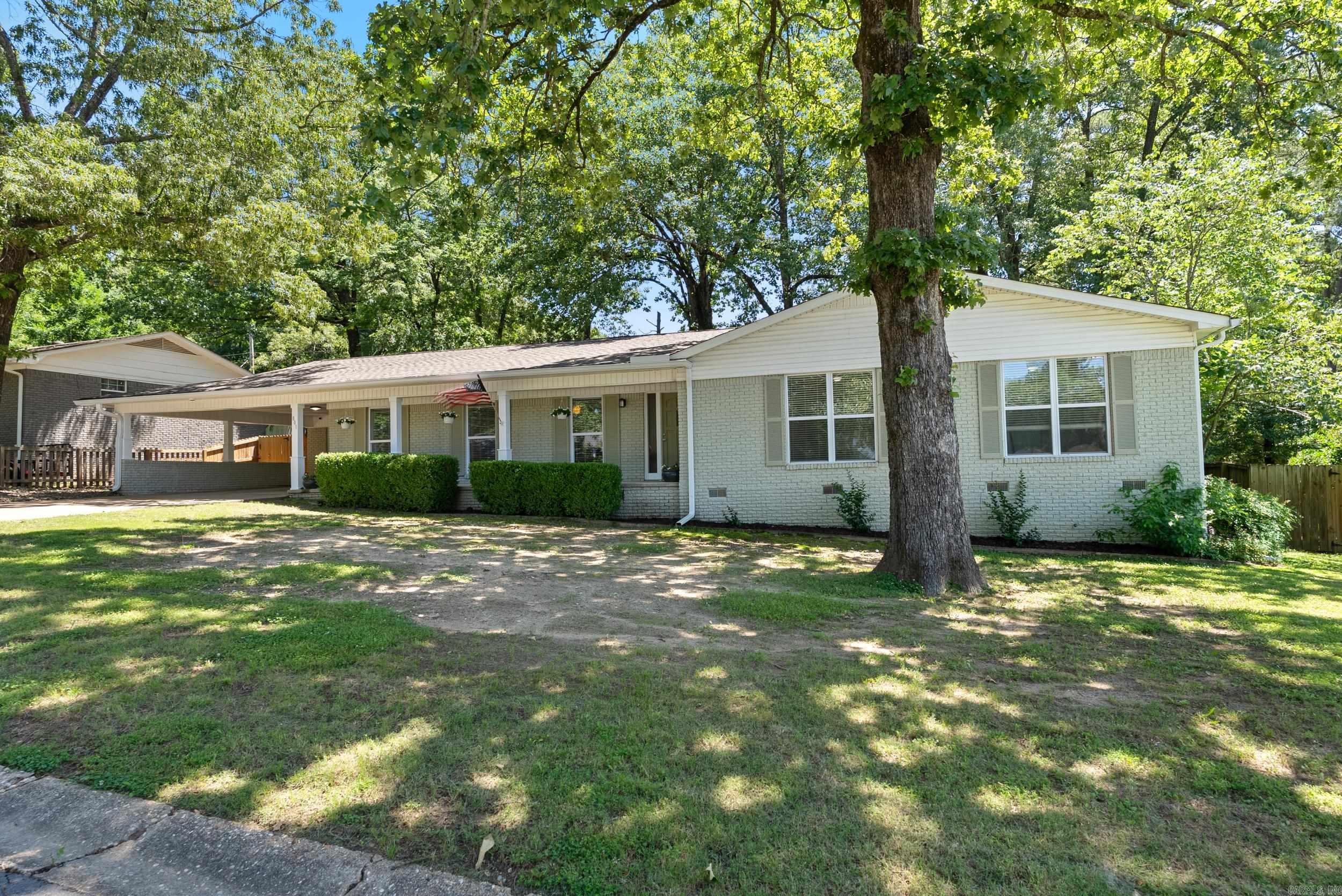 801  Pinewood Drive  Benton, AR