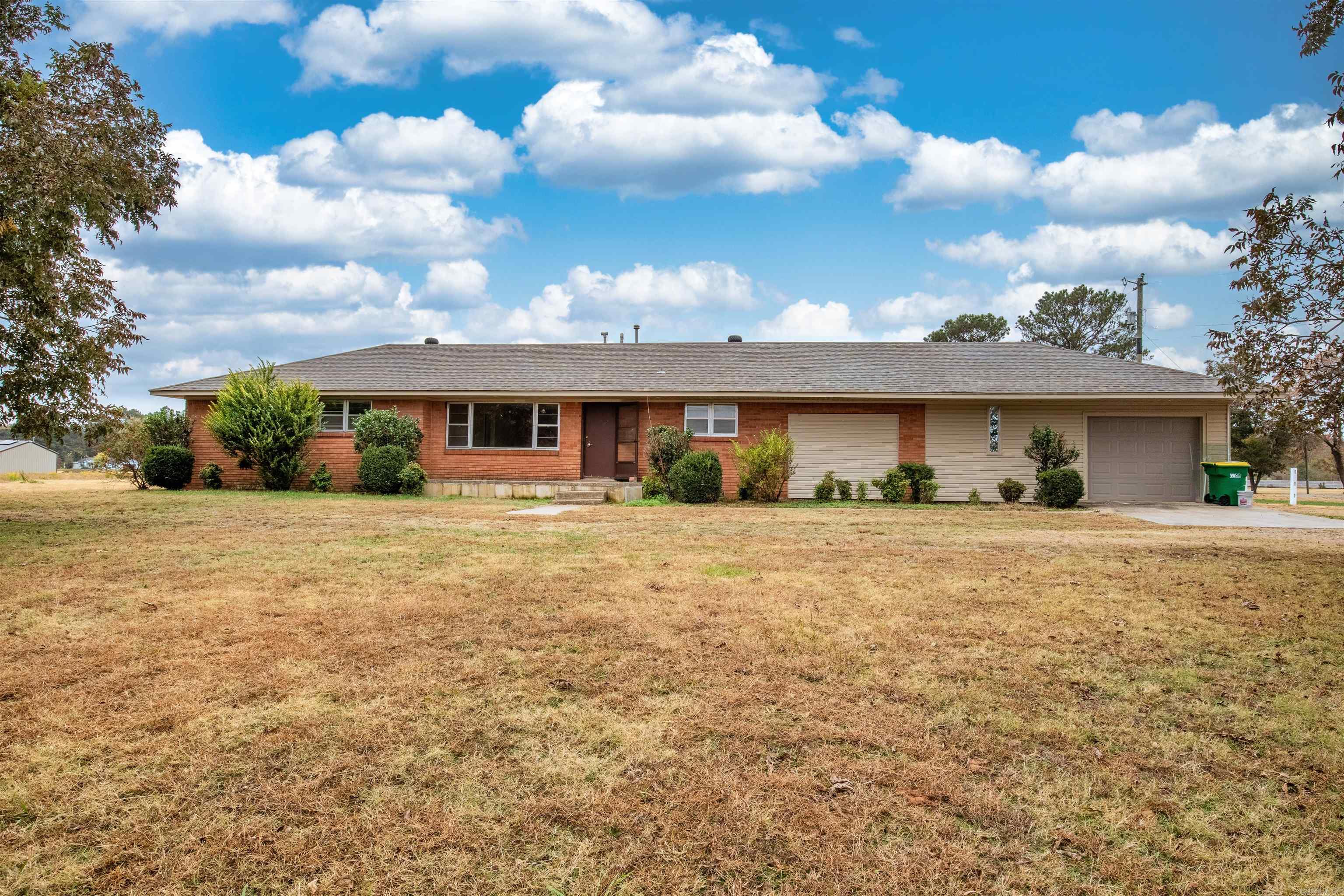 16000  Faulkner Lake  North Little Rock, AR