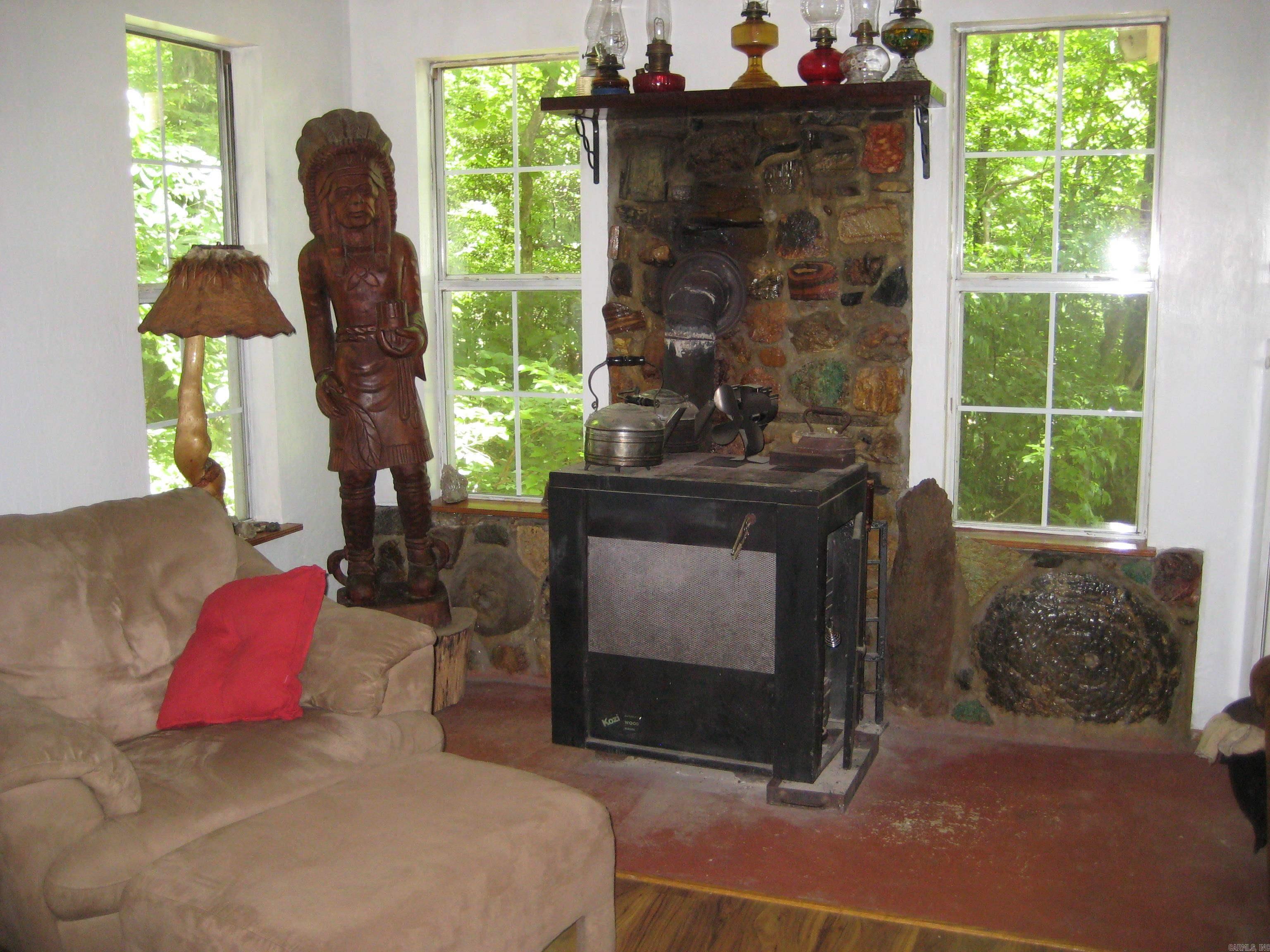 189 Hiawatha  Mena, AR