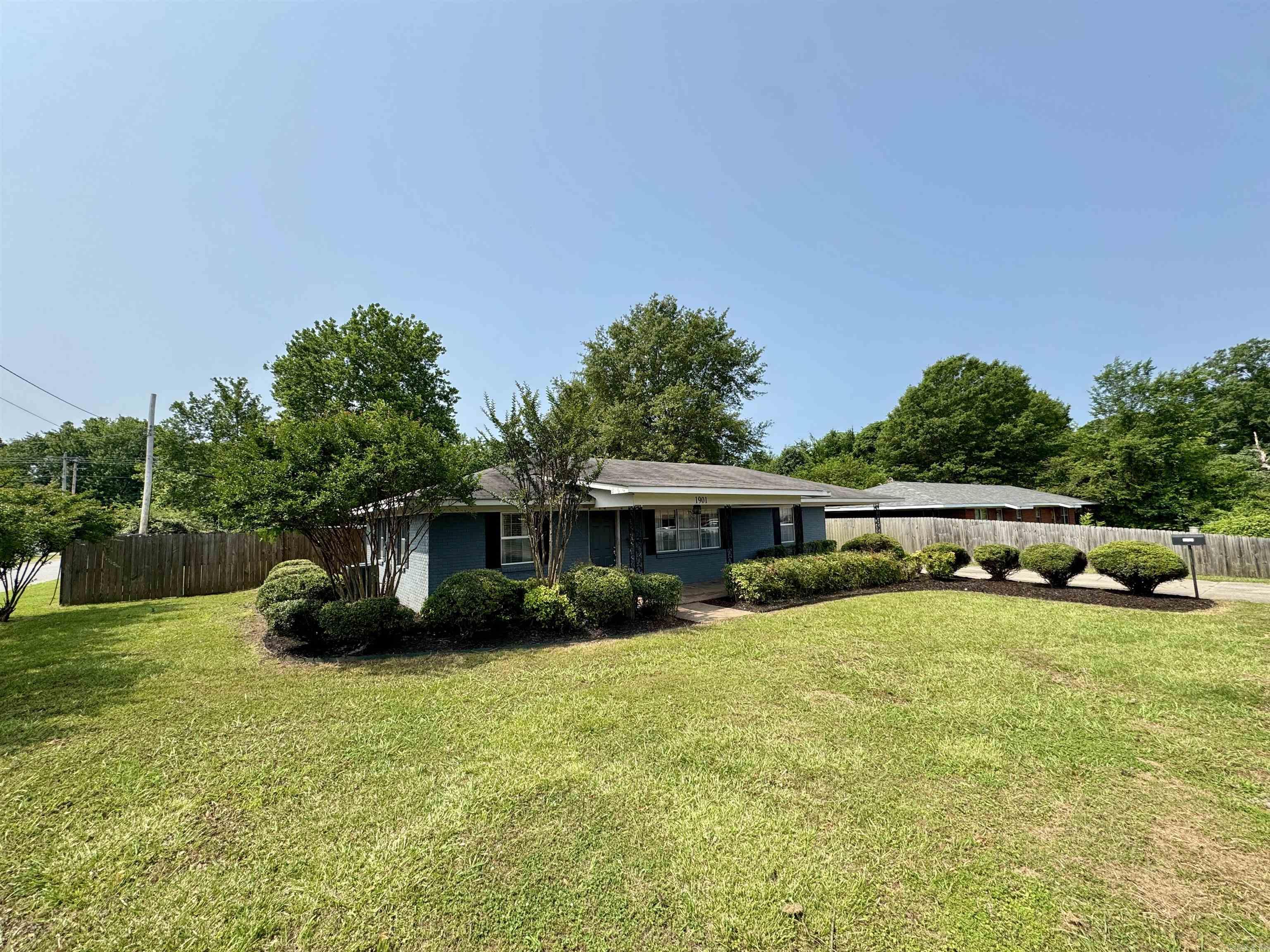 1901  Arkansas  Conway, AR