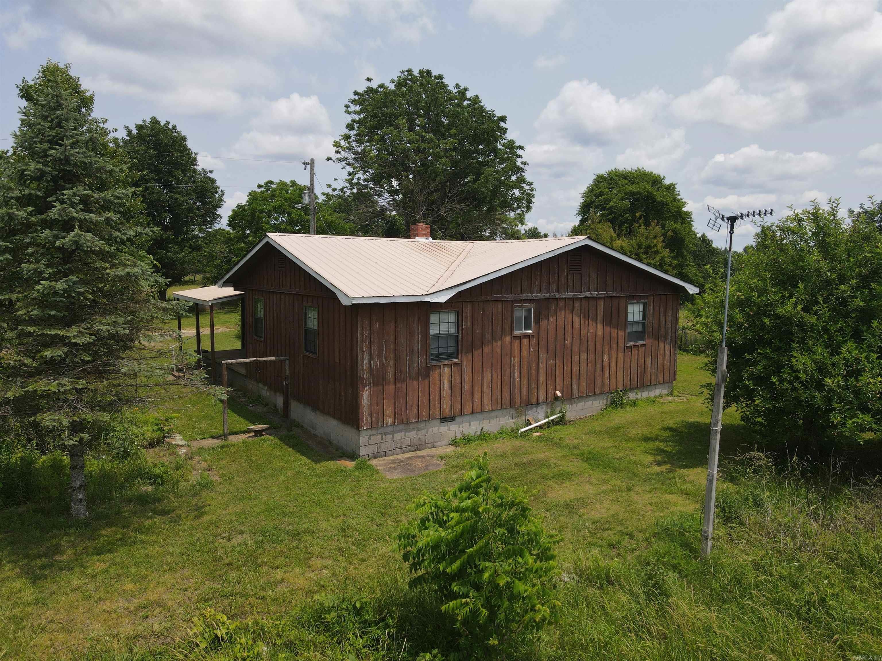 21052  Highway 27 S.  Marshall, AR