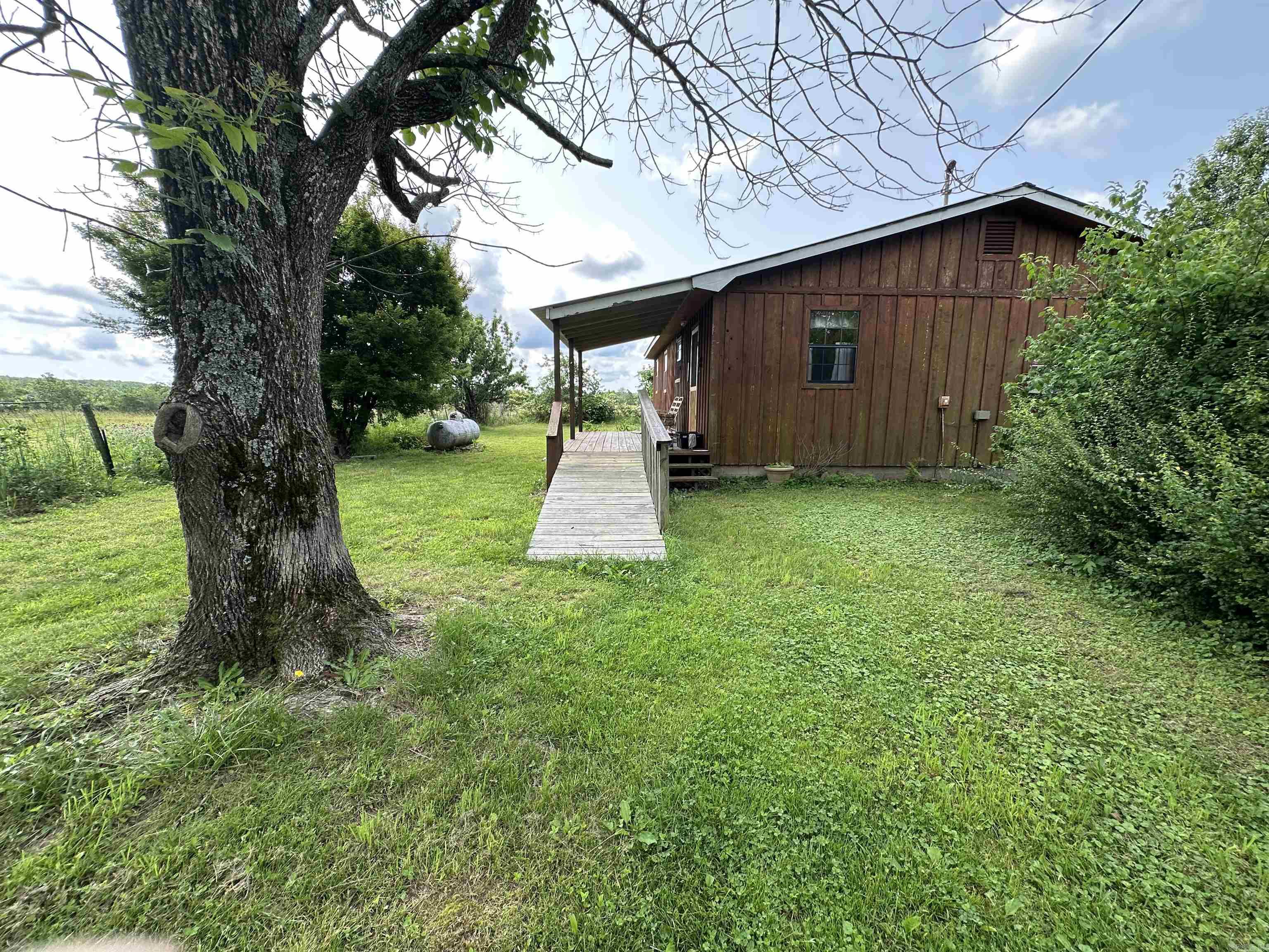 21052  Highway 27 S.  Marshall, AR