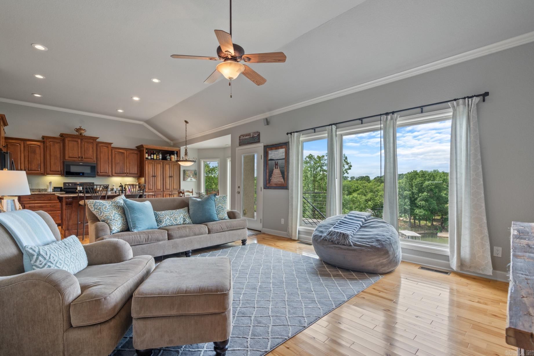 129  Alaston Pt  Hot Springs, AR