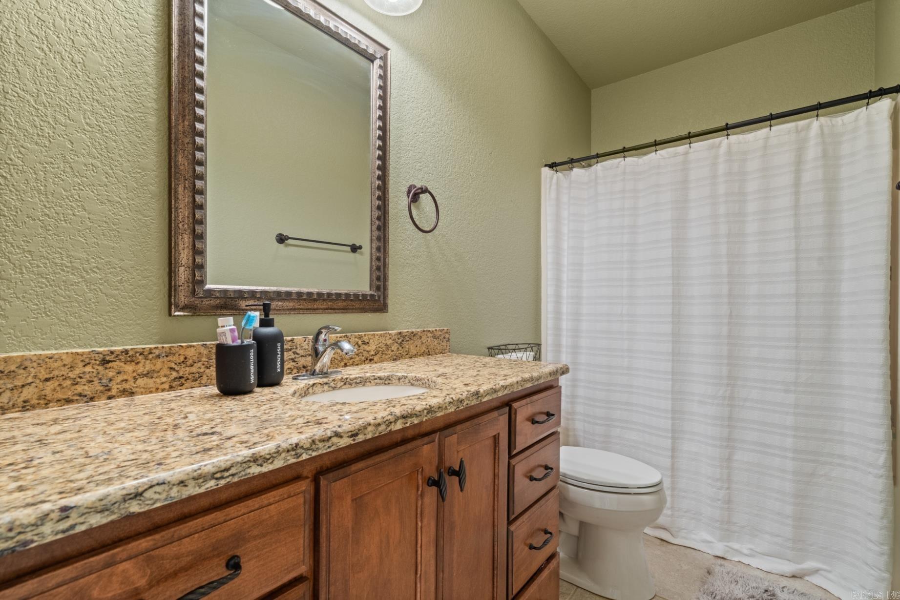 129  Alaston Pt  Hot Springs, AR