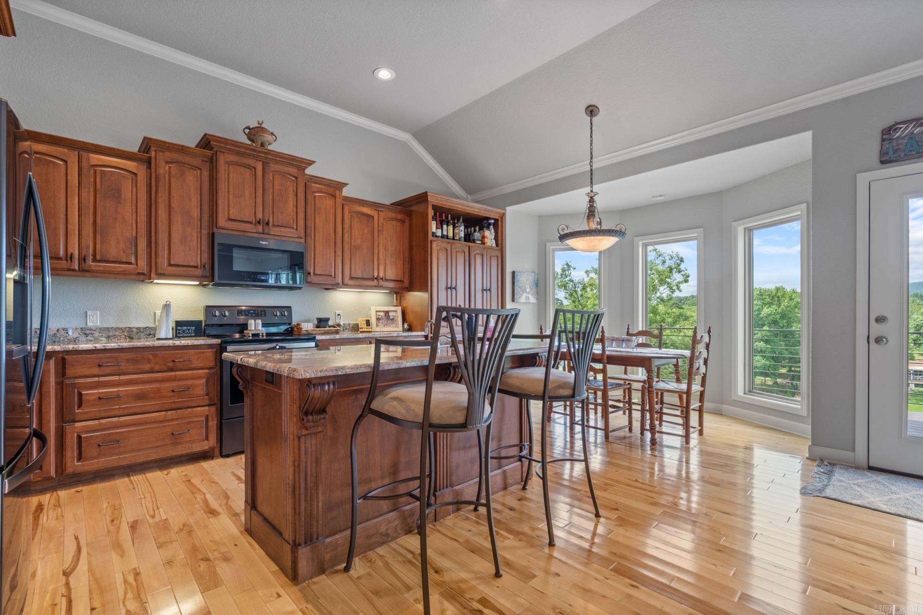 129  Alaston Pt  Hot Springs, AR