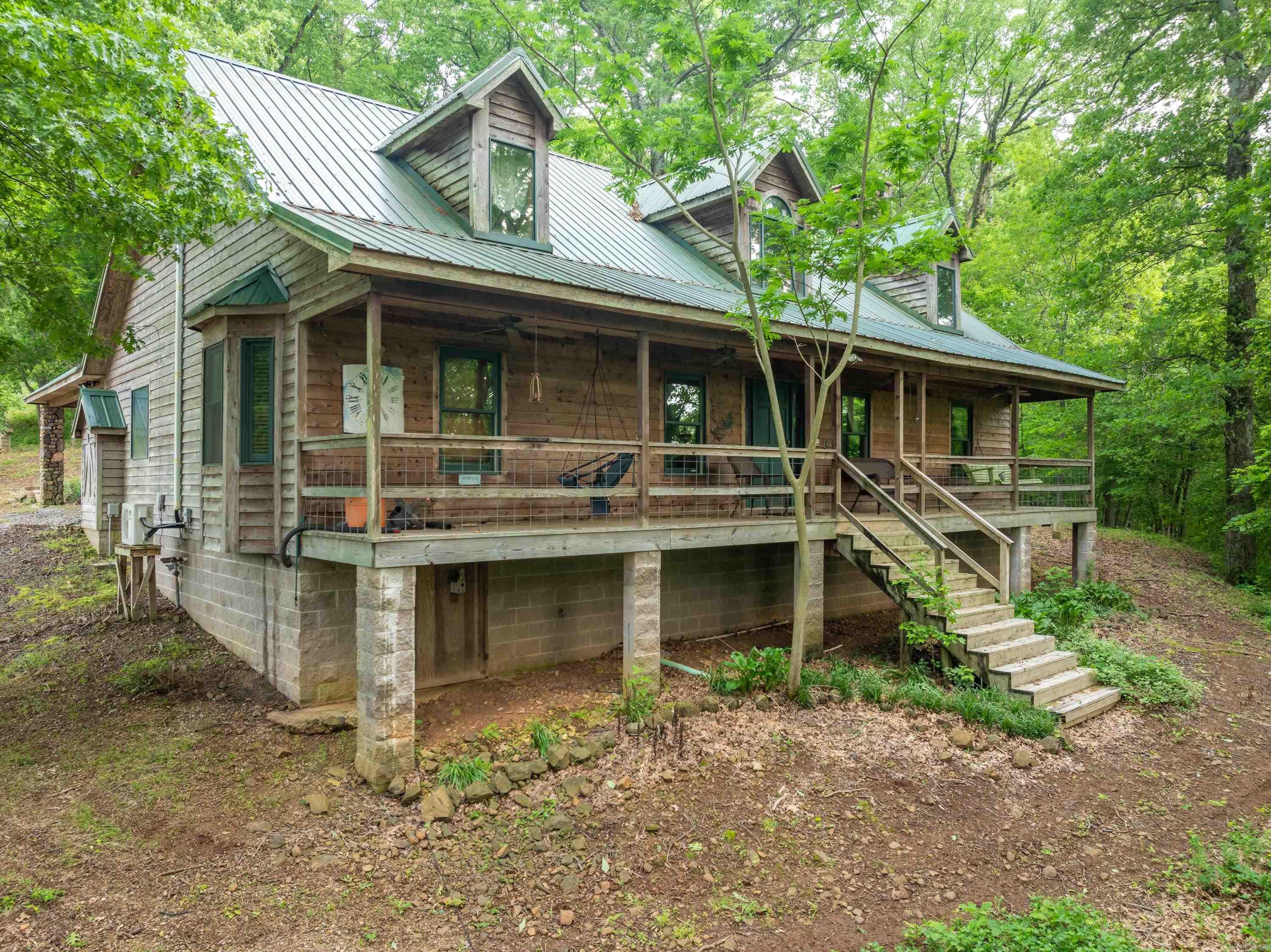 872  Cove Creek Road  Malvern, AR