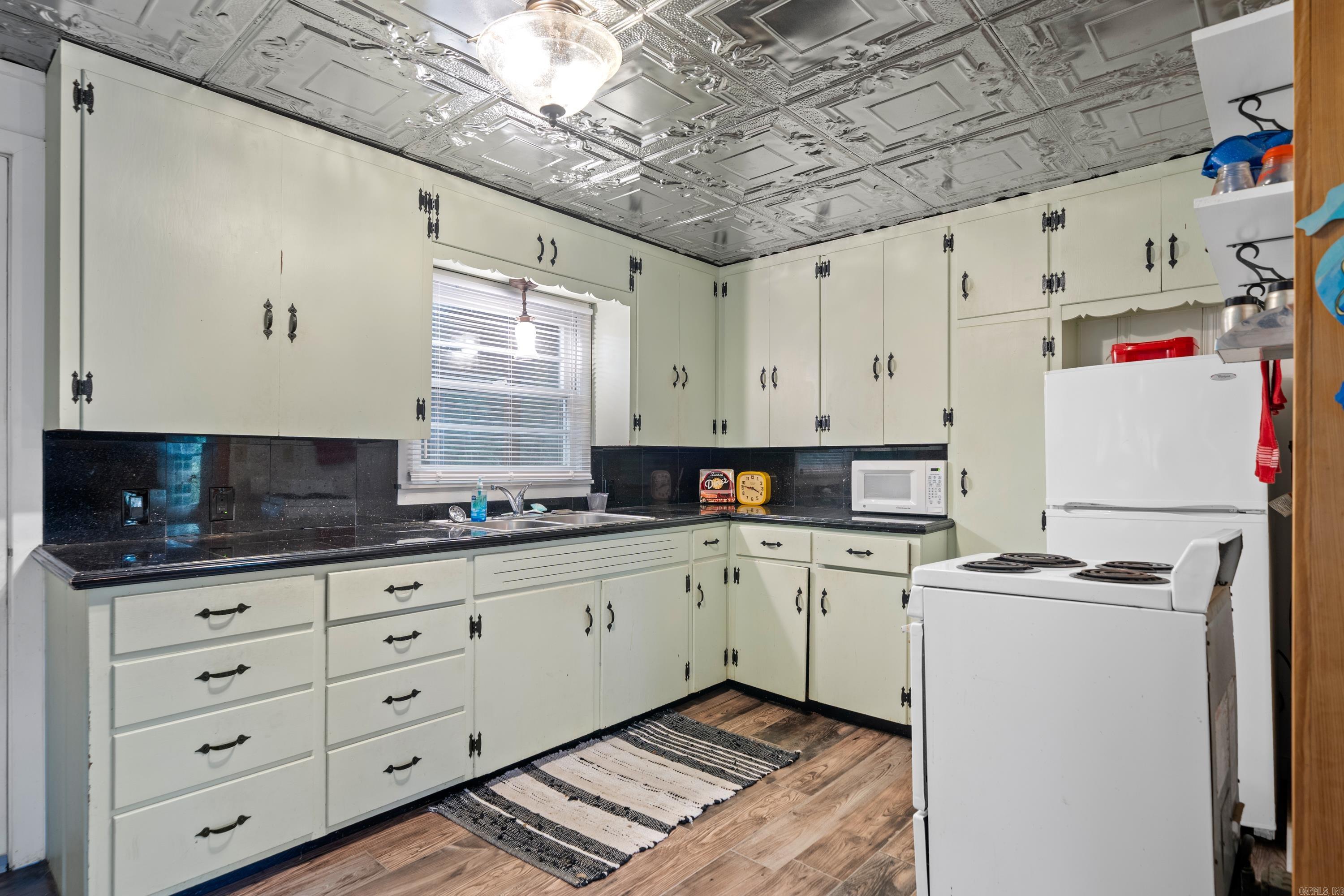 872  Cove Creek Road  Malvern, AR