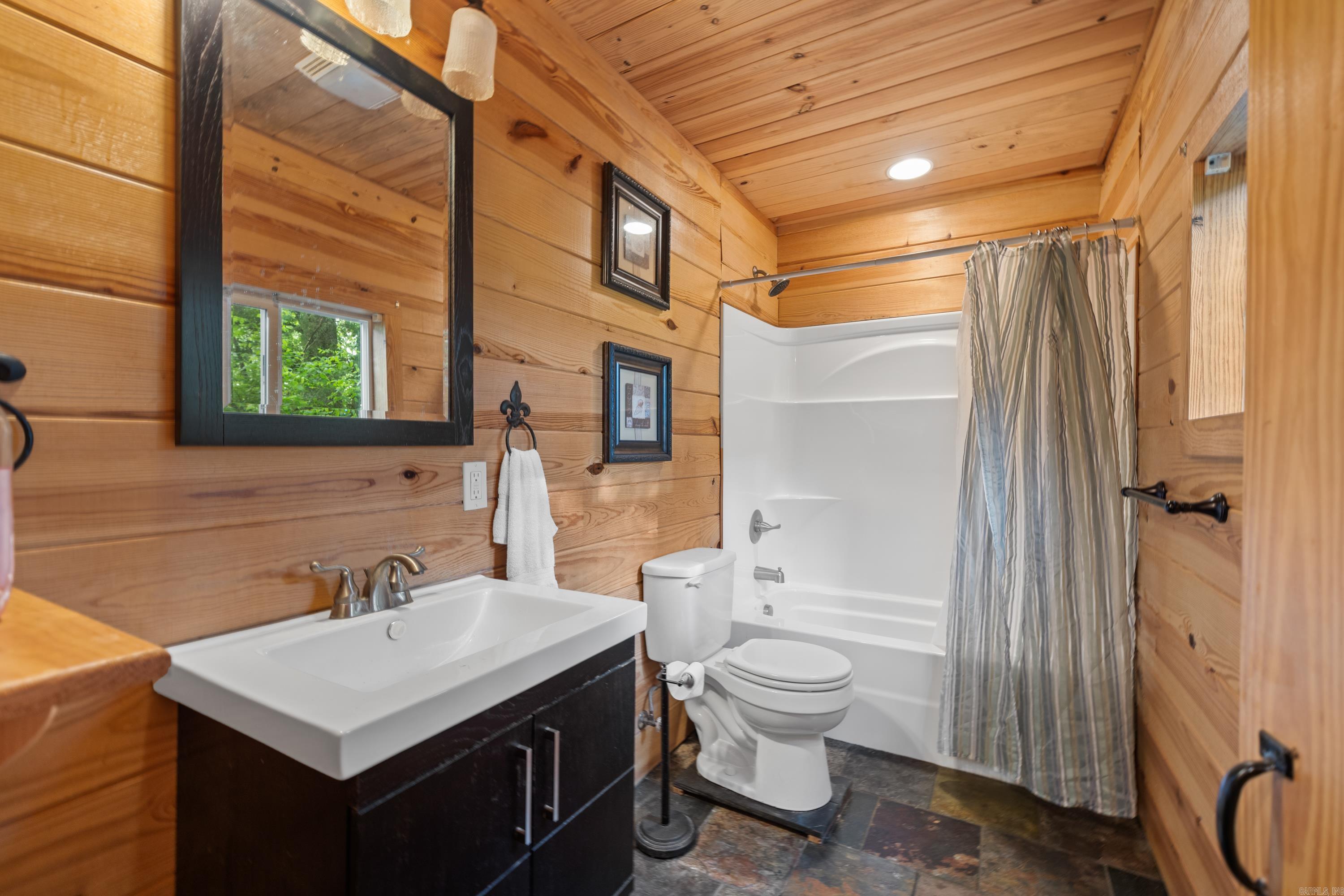 872  Cove Creek Road  Malvern, AR