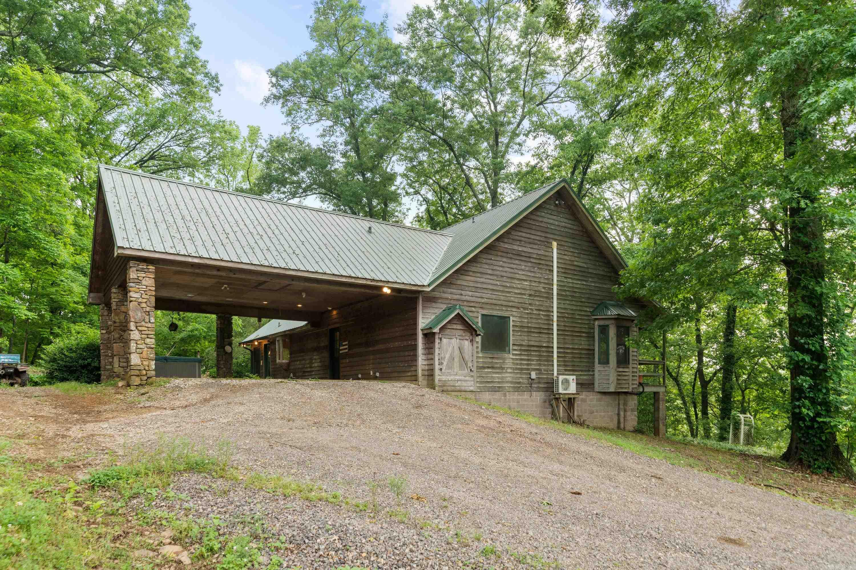 872  Cove Creek Road  Malvern, AR