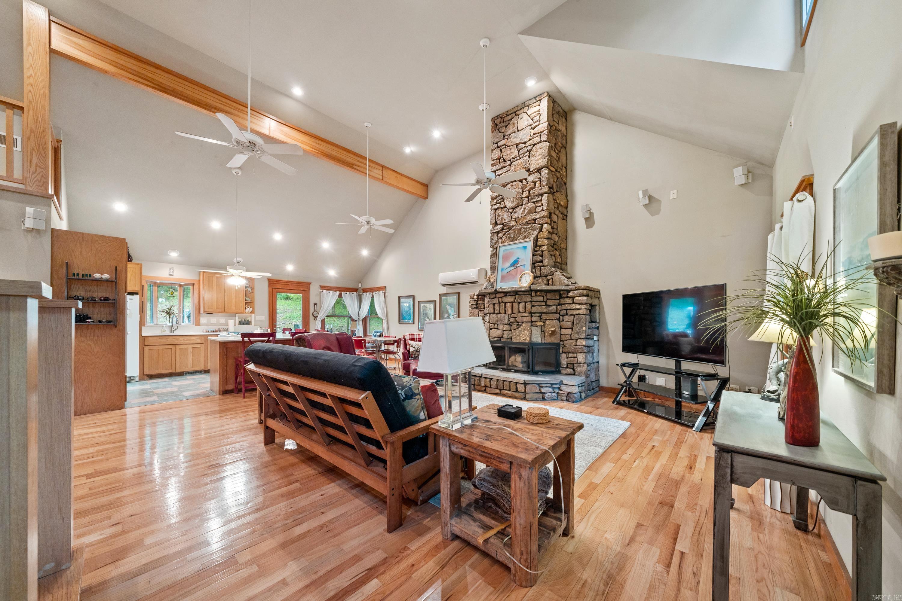 872  Cove Creek Road  Malvern, AR