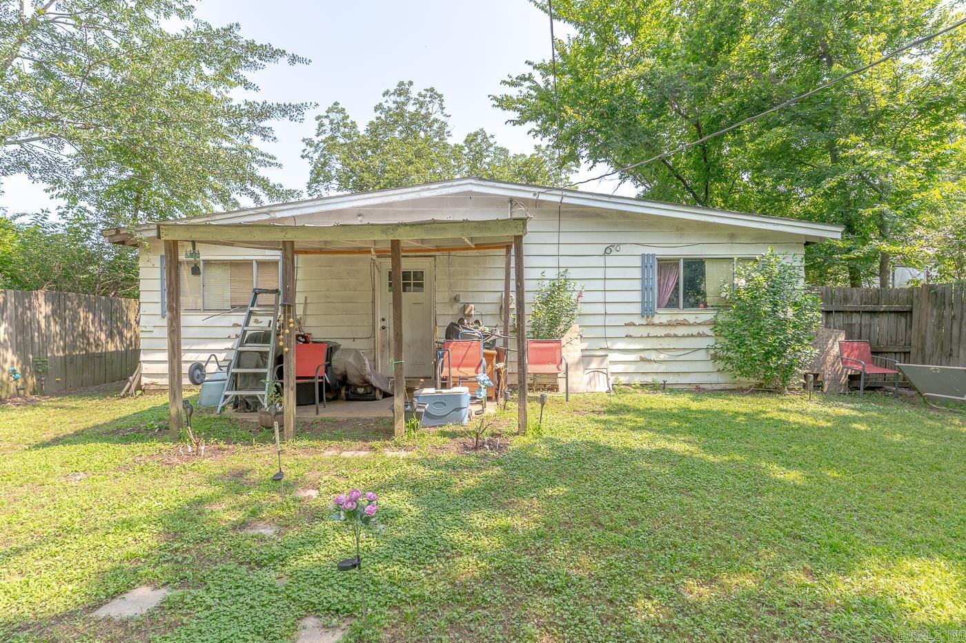 612 E E  Russellville, AR