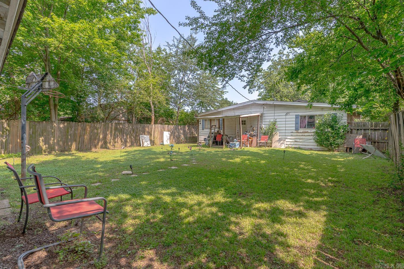 612 E E  Russellville, AR