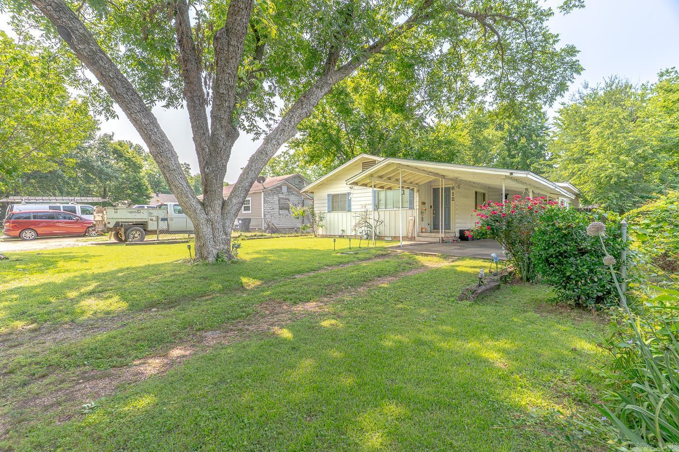 612 E E  Russellville, AR